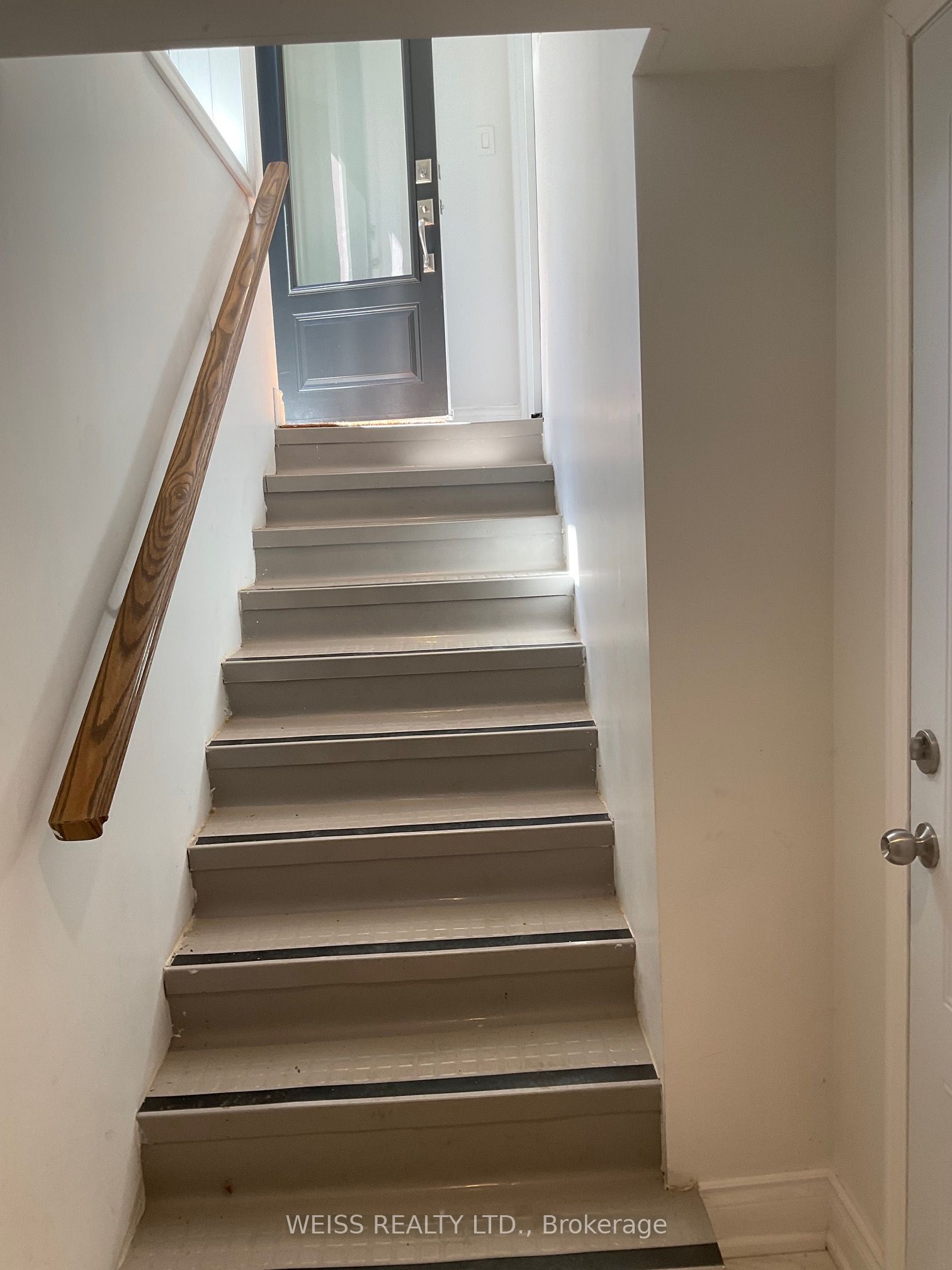 55 Addington Avenue B Property Photo 19