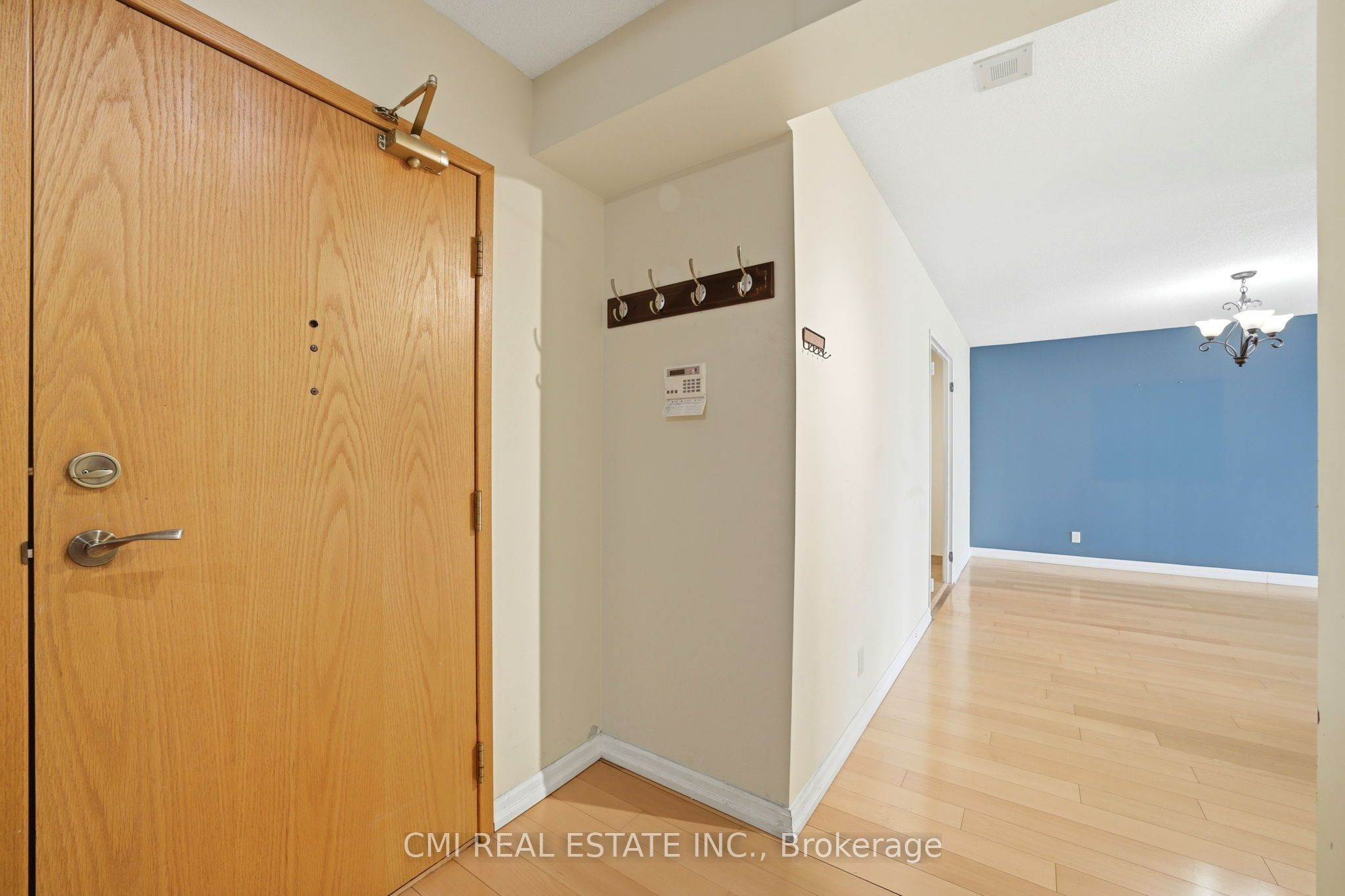 215 Wynford Drive 2307 Property Photo 6
