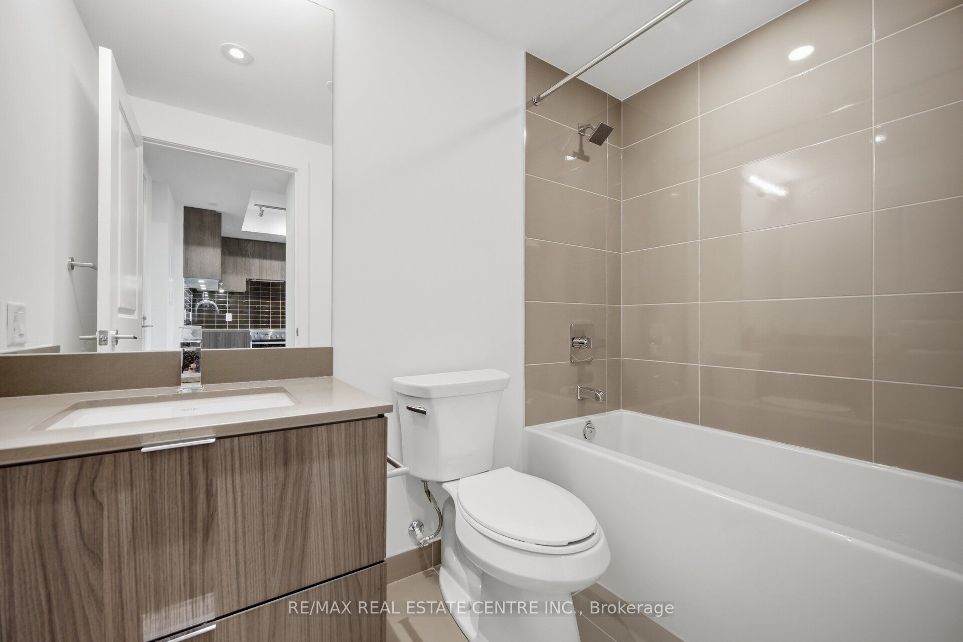 395 Bloor Street E 2503 Property Photo 46