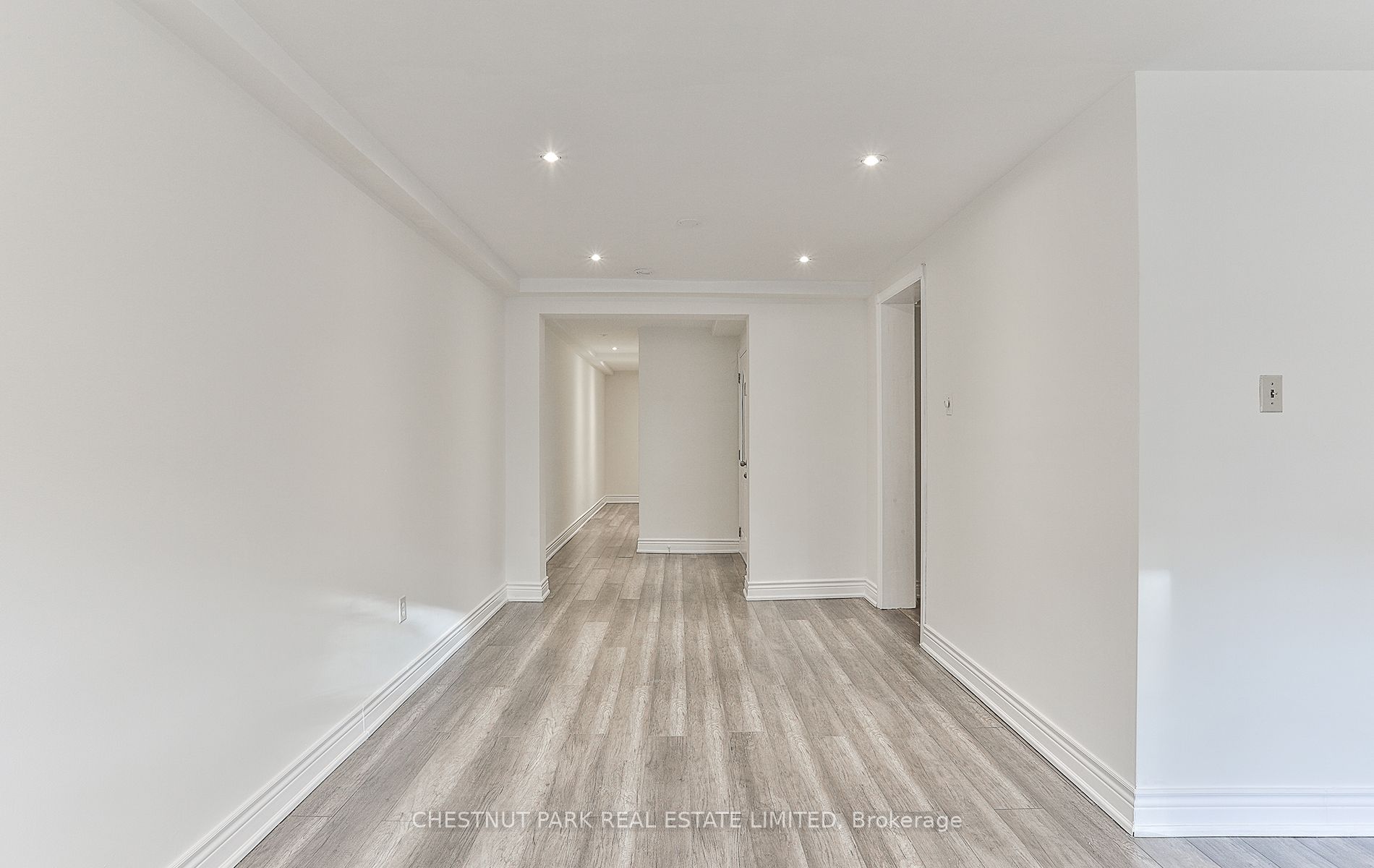 76 Walmsley Boulevard 1 Property Photo 5