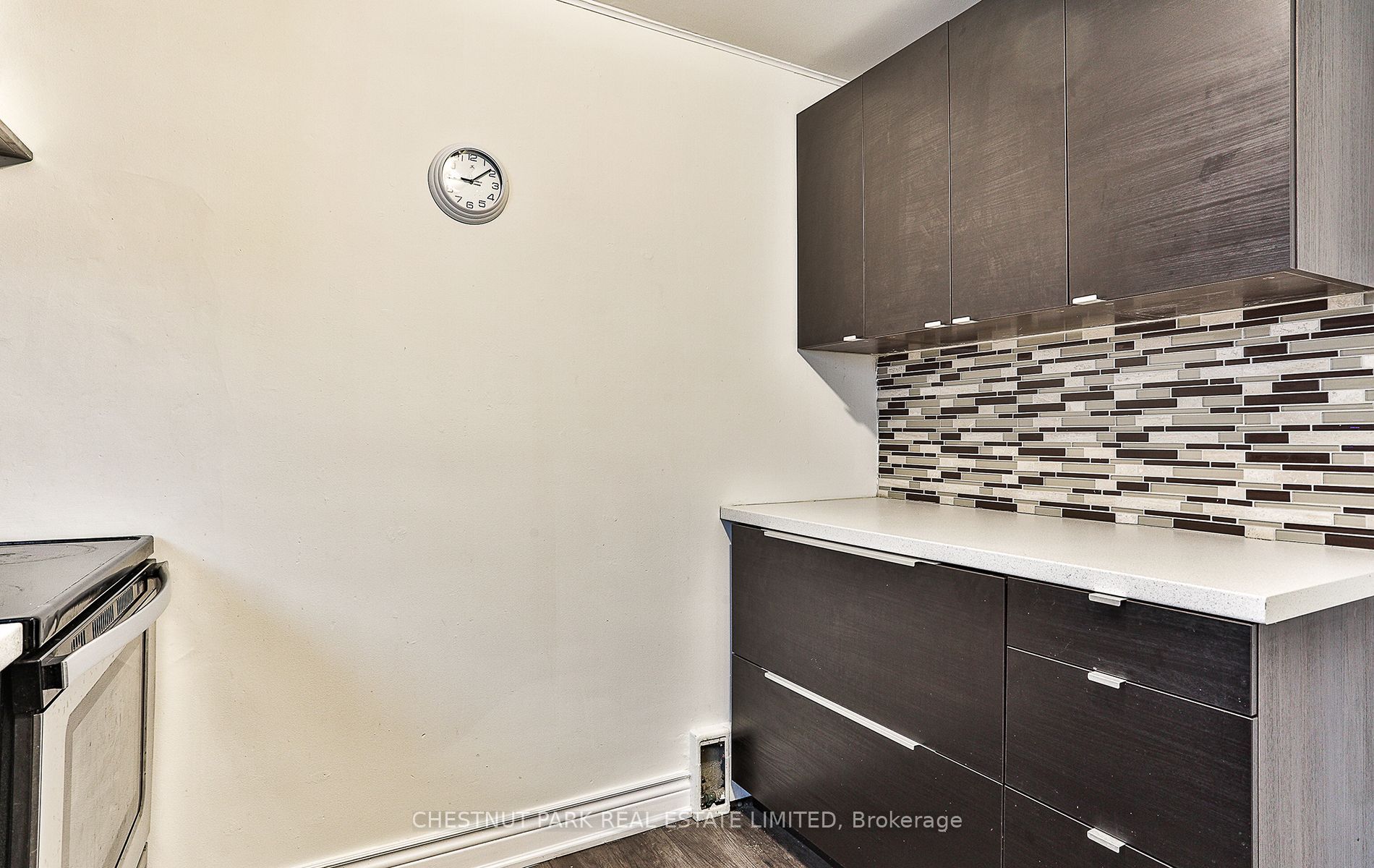 76 Walmsley Boulevard 1 Property Photo 8