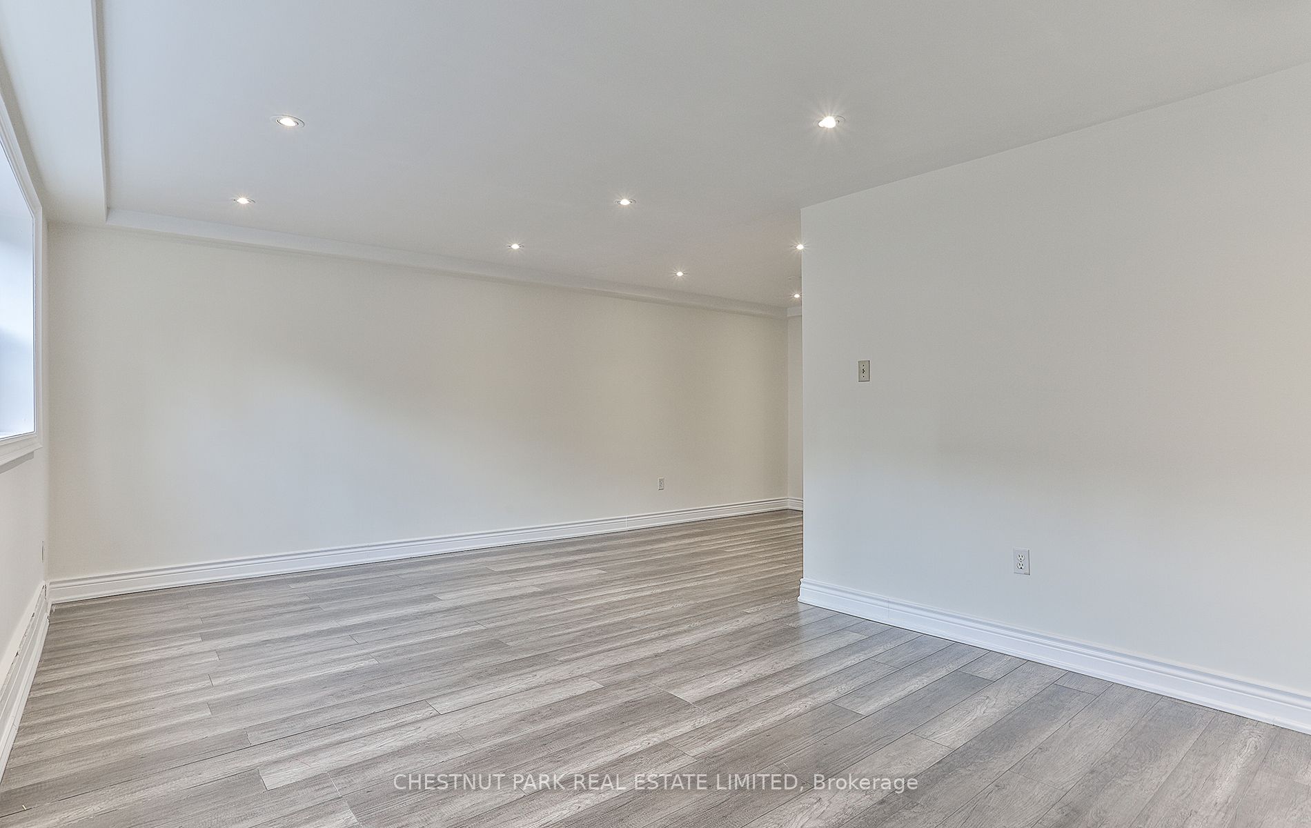76 Walmsley Boulevard 1 Property Photo 13