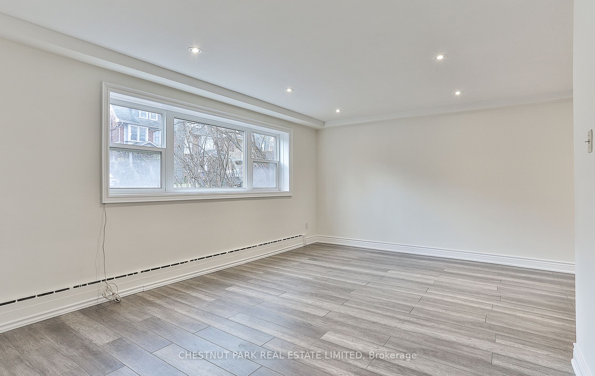 76 Walmsley Boulevard 1 Property Photo 14