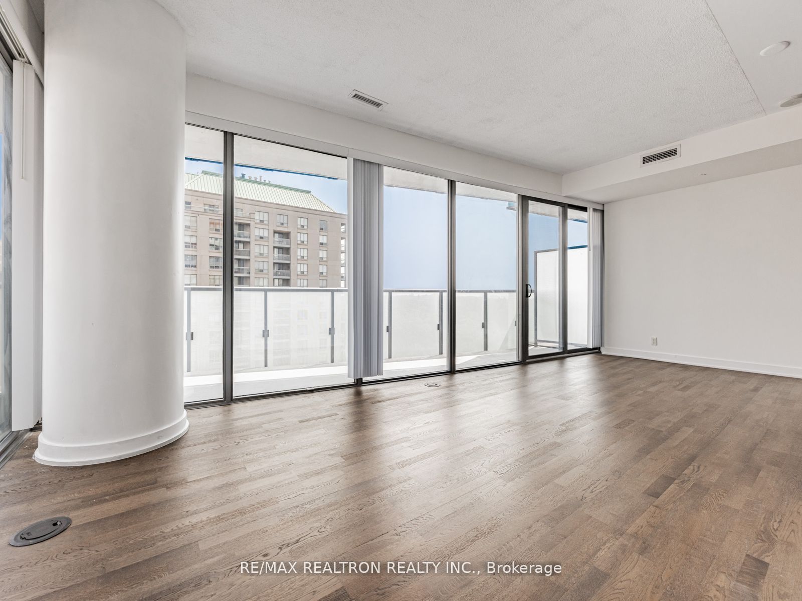 1815 Yonge Street 1006 Property Photo 15