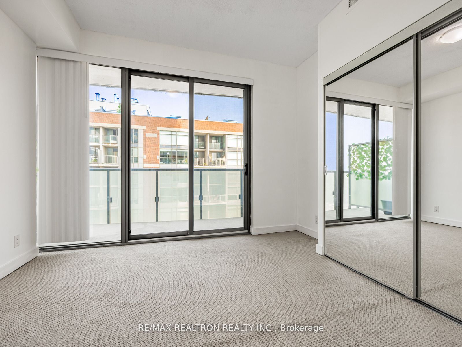 1815 Yonge Street 1006 Property Photo 19