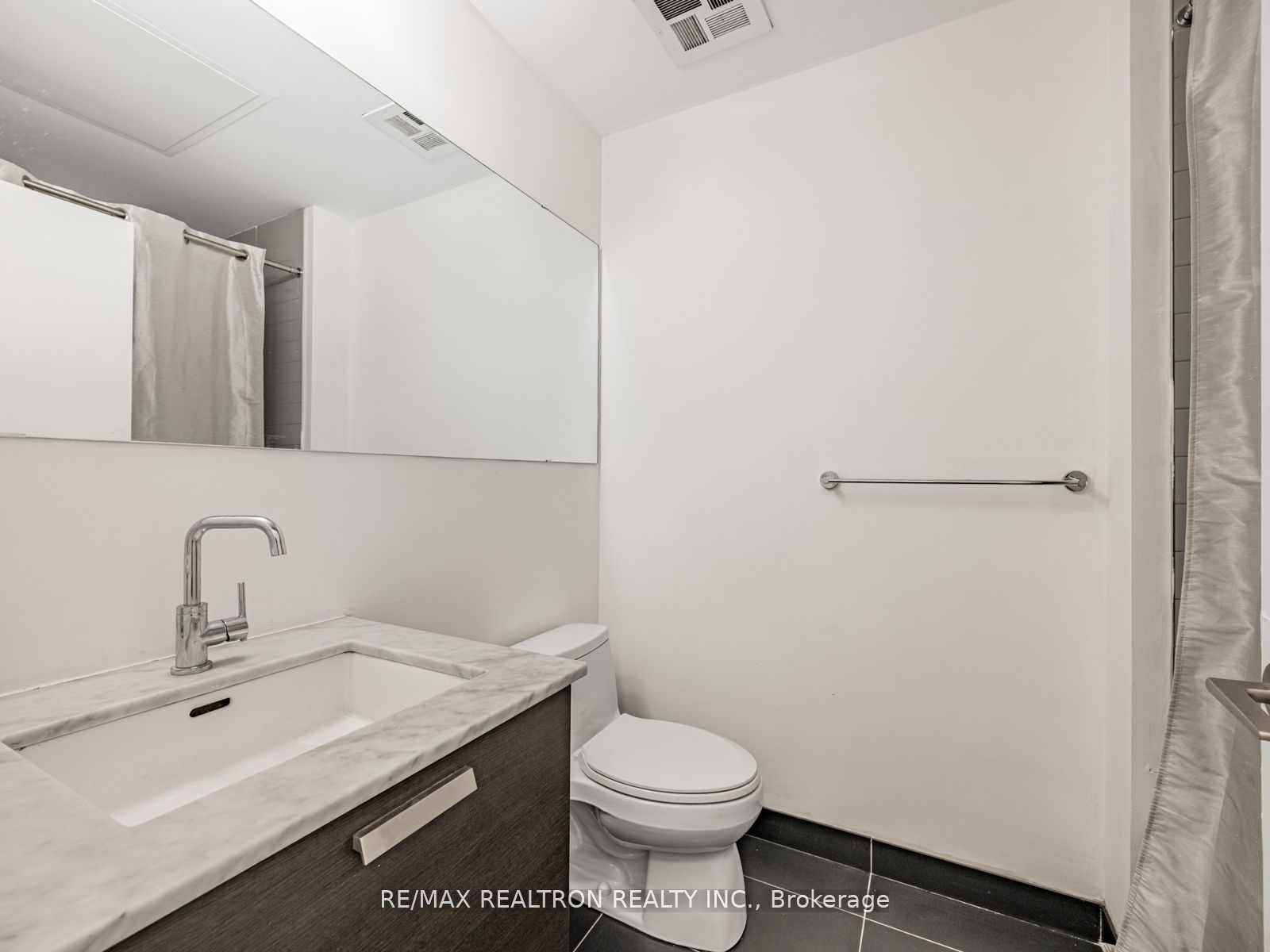 1815 Yonge Street 1006 Property Photo 21