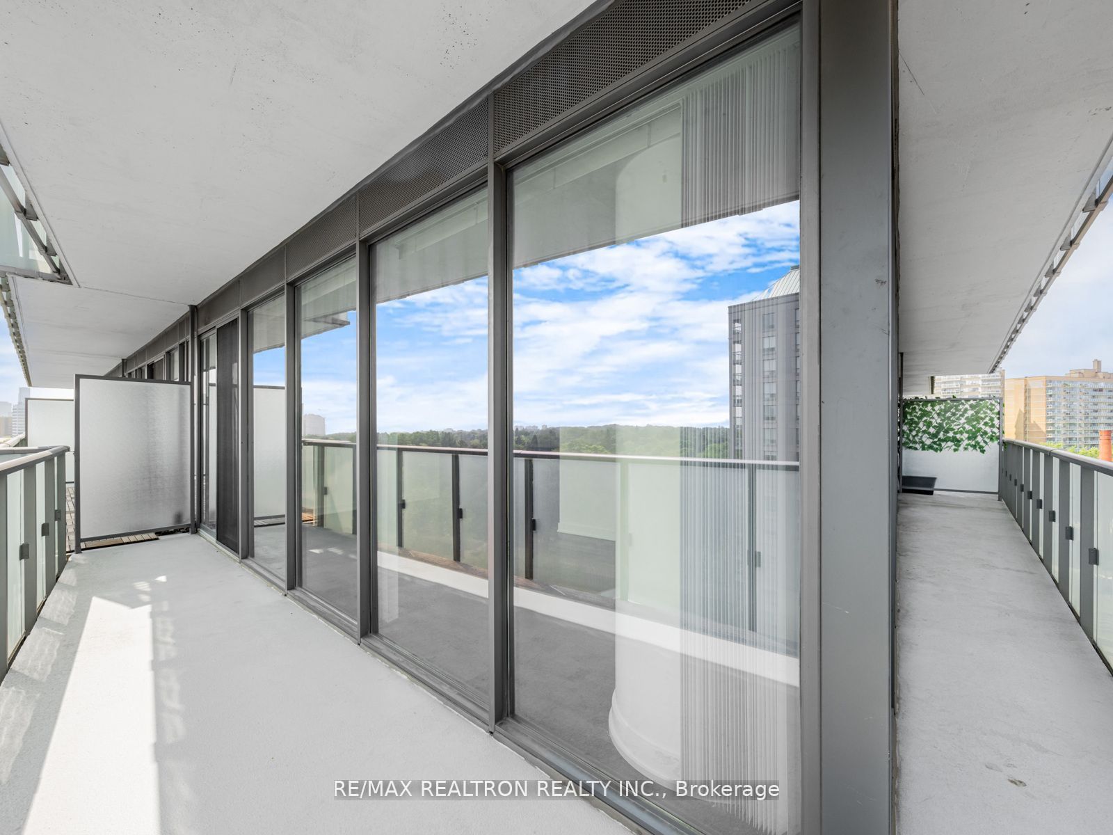 1815 Yonge Street 1006 Property Photo 26