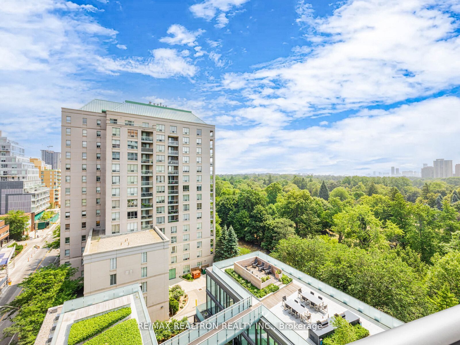 1815 Yonge Street 1006 Property Photo 27