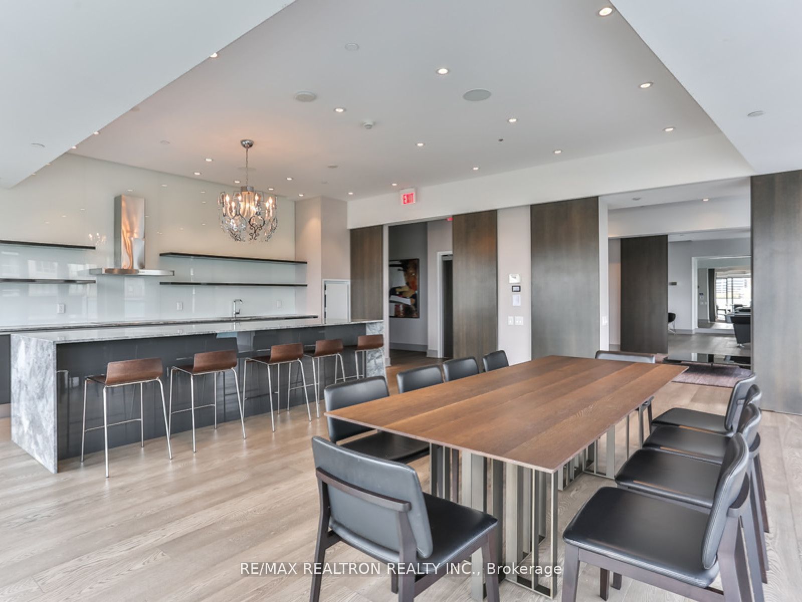 1815 Yonge Street 1006 Property Photo 36