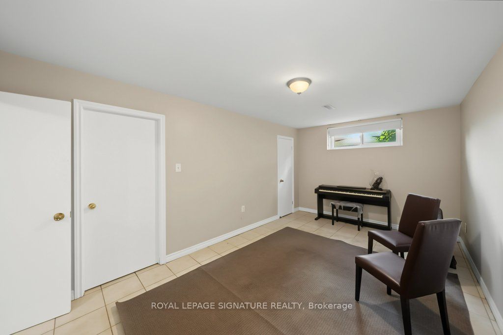 34 Clifton Avenue Property Photo 28