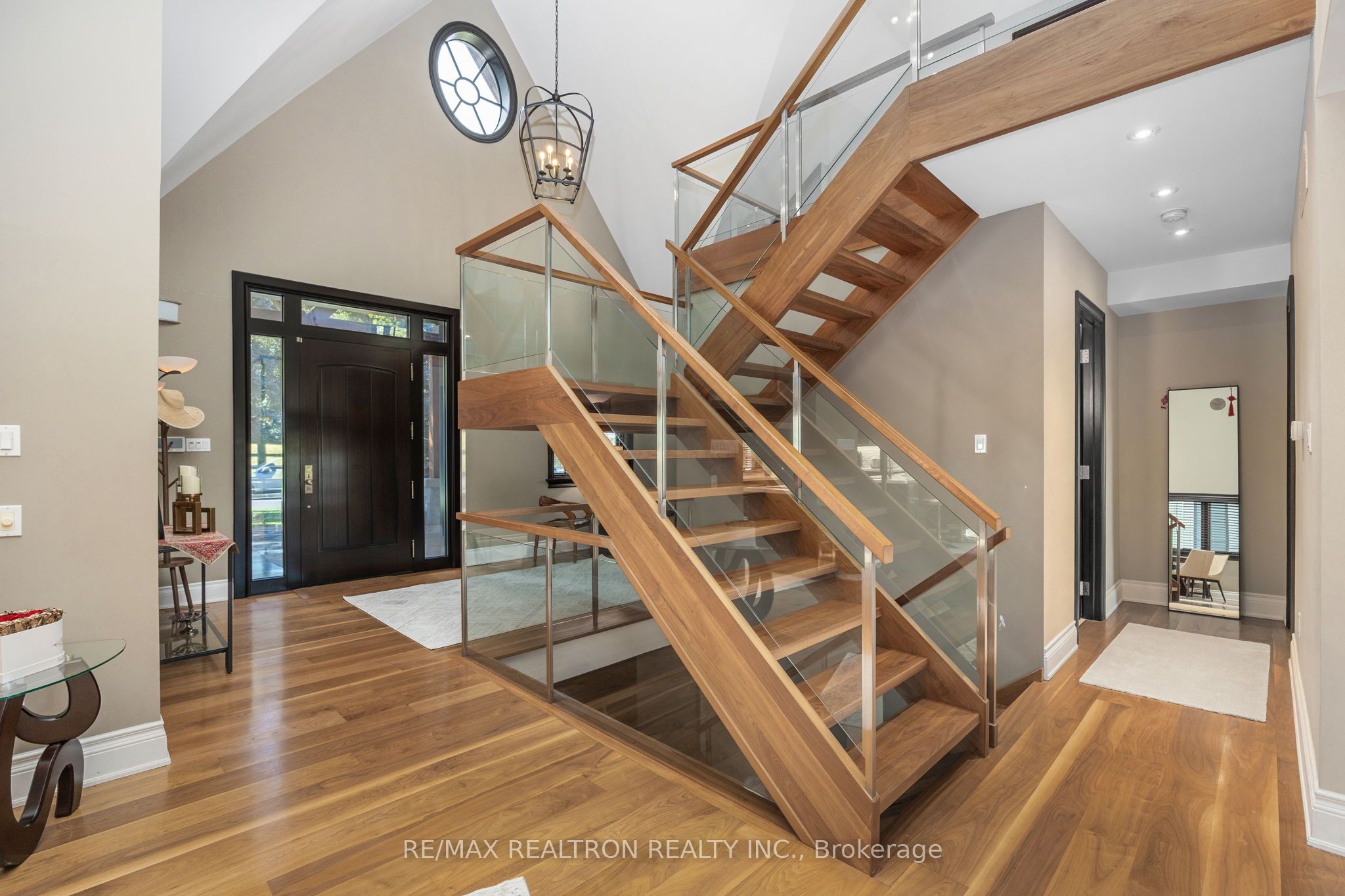 80 Forest Grove Drive Property Photo 19
