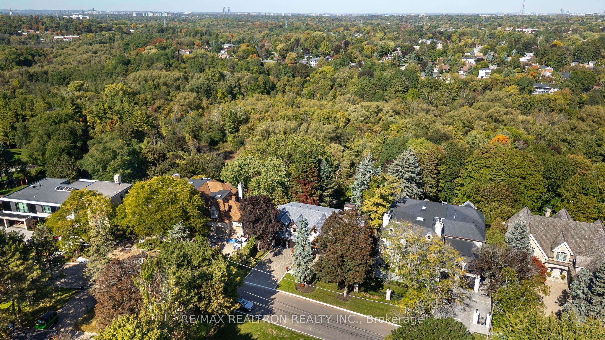 80 Forest Grove Drive Property Photo 40