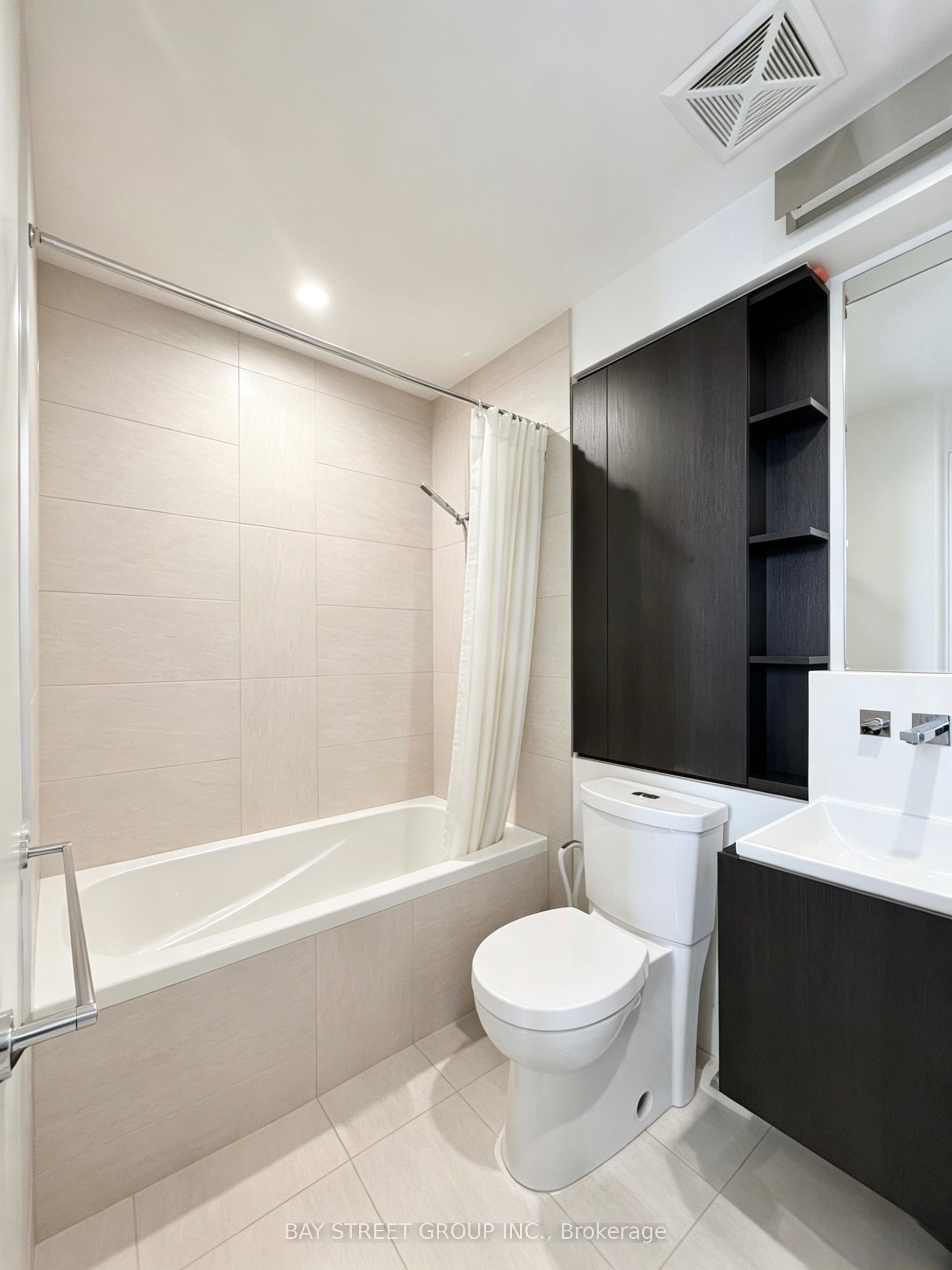 101 Charles Street E 4901 Property Photo 15