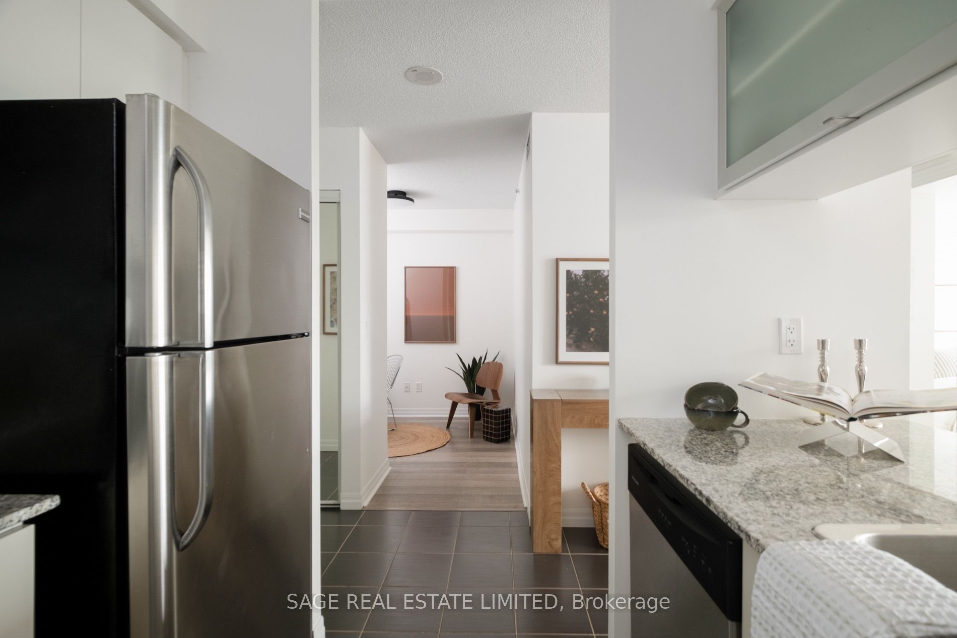 275 Yorkland Road 1805 Property Photo 14