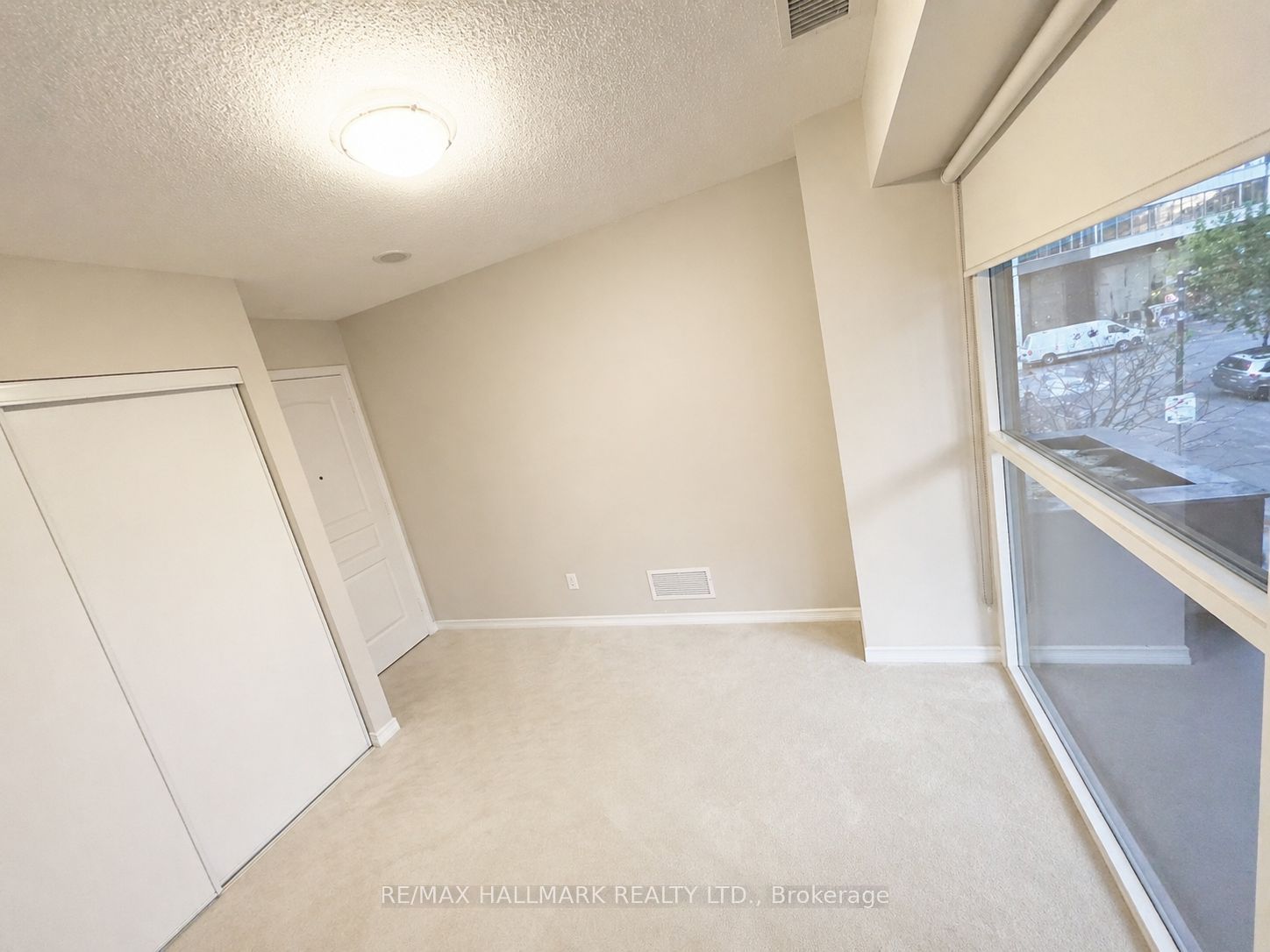 352 Front Street 103 Property Photo 6