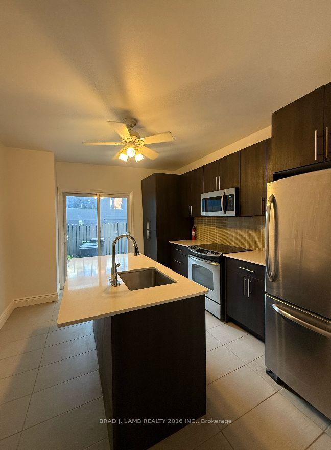 455 Richmond Street E Property Photo 3