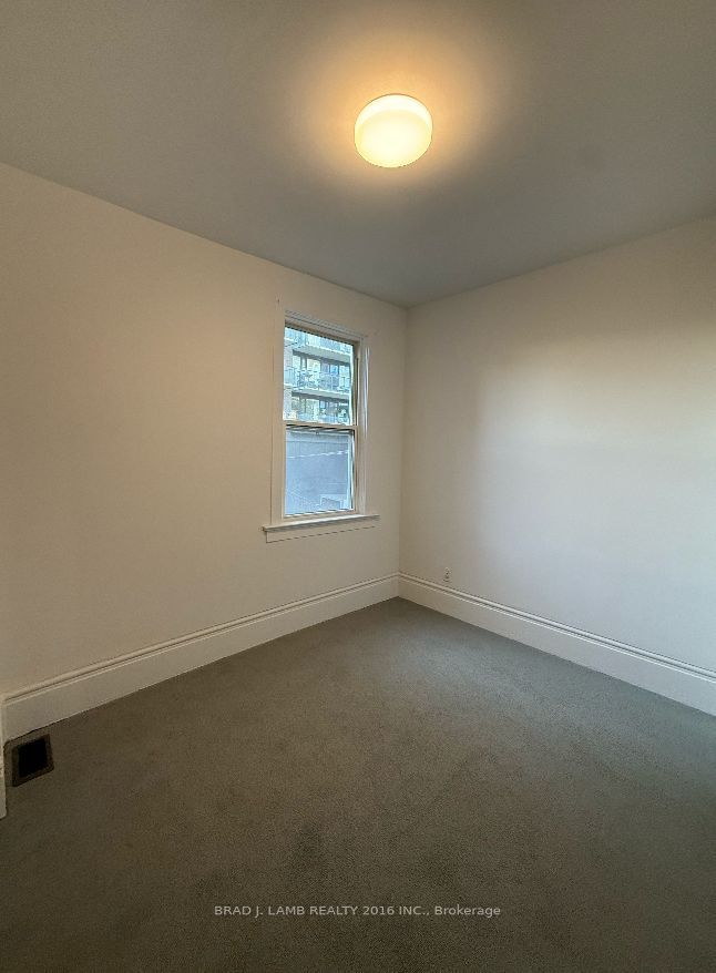 455 Richmond Street E Property Photo 5