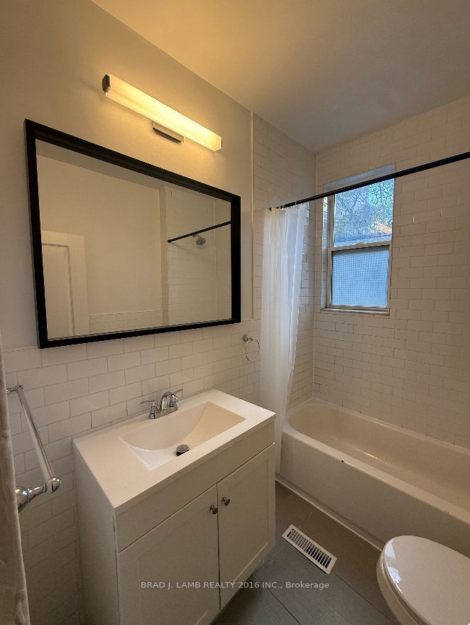 455 Richmond Street E Property Photo 6