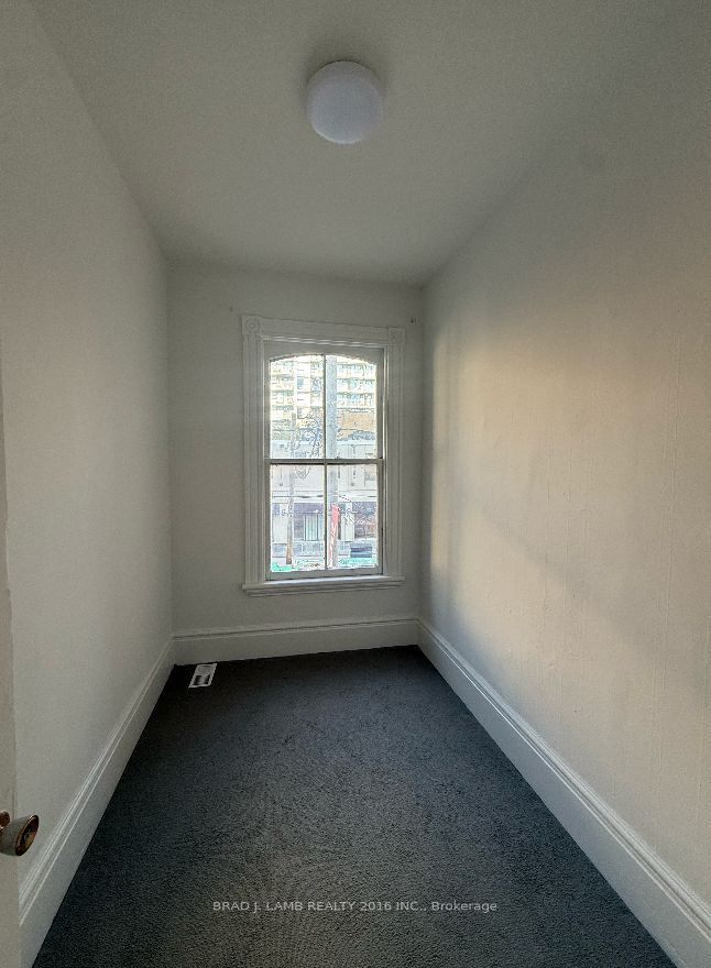 455 Richmond Street E Property Photo 8