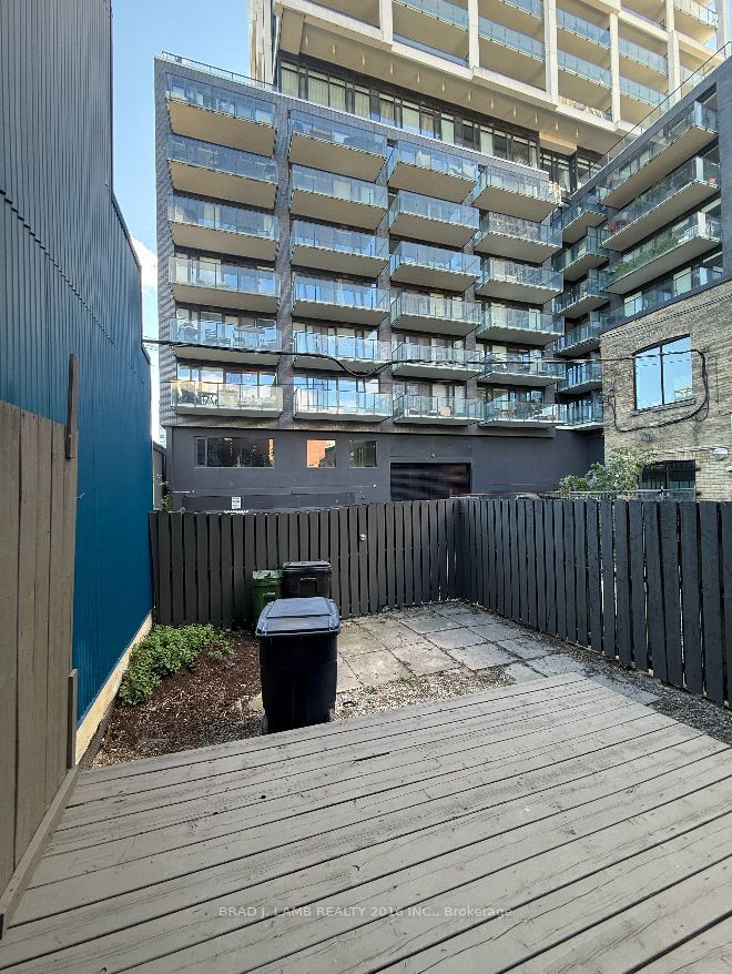455 Richmond Street E Property Photo 10