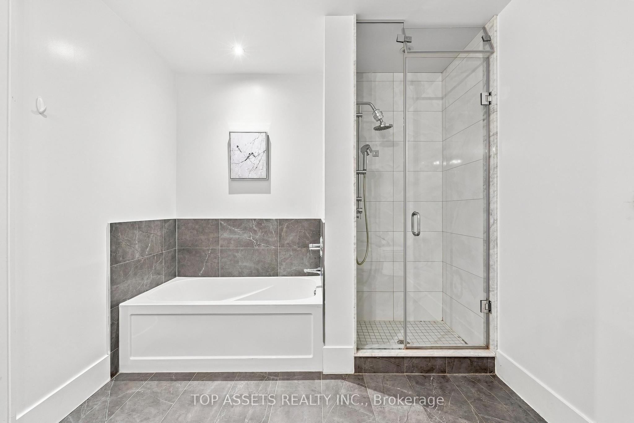 29 Queens Quay E 919 Property Photo 21