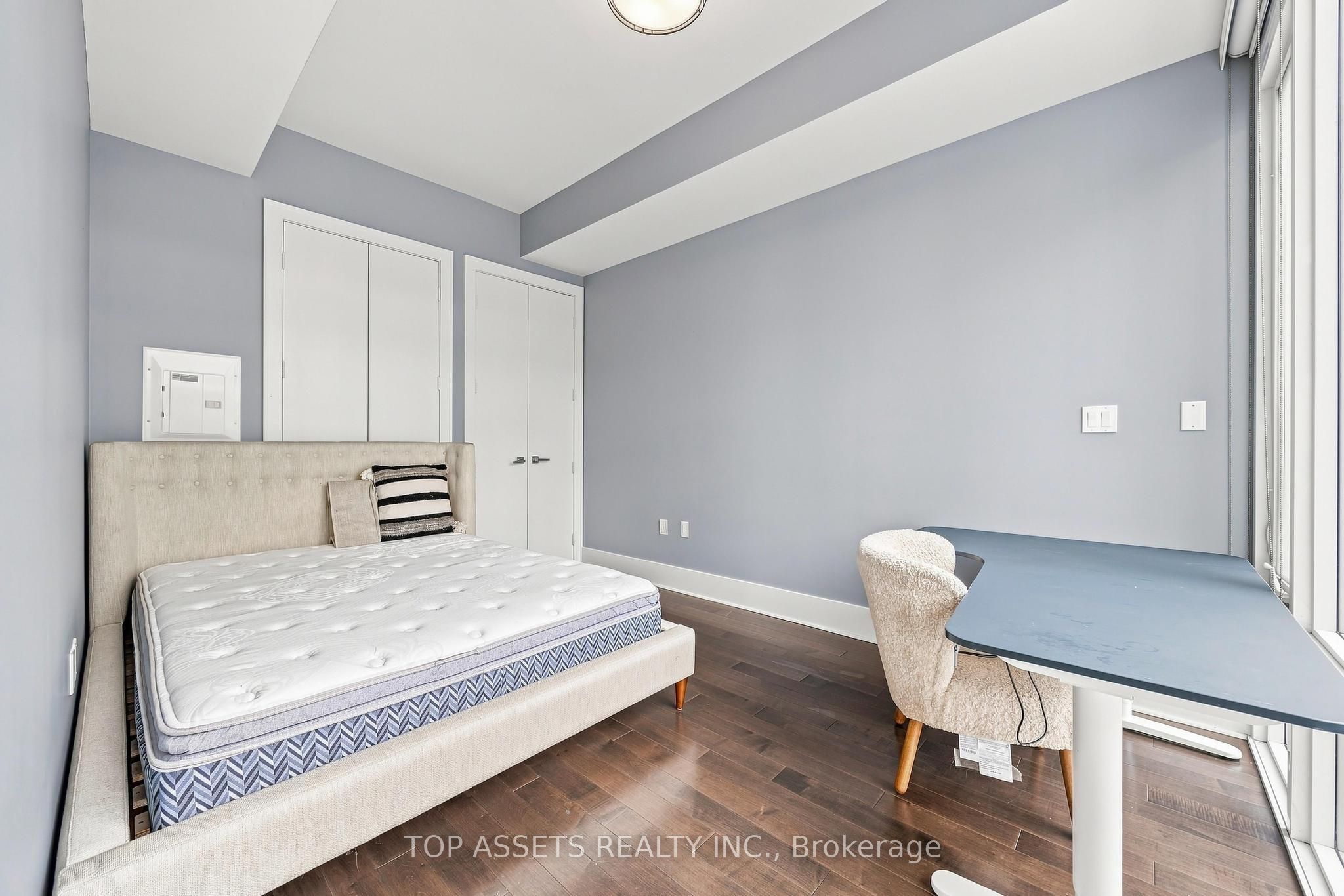 29 Queens Quay E 919 Property Photo 23
