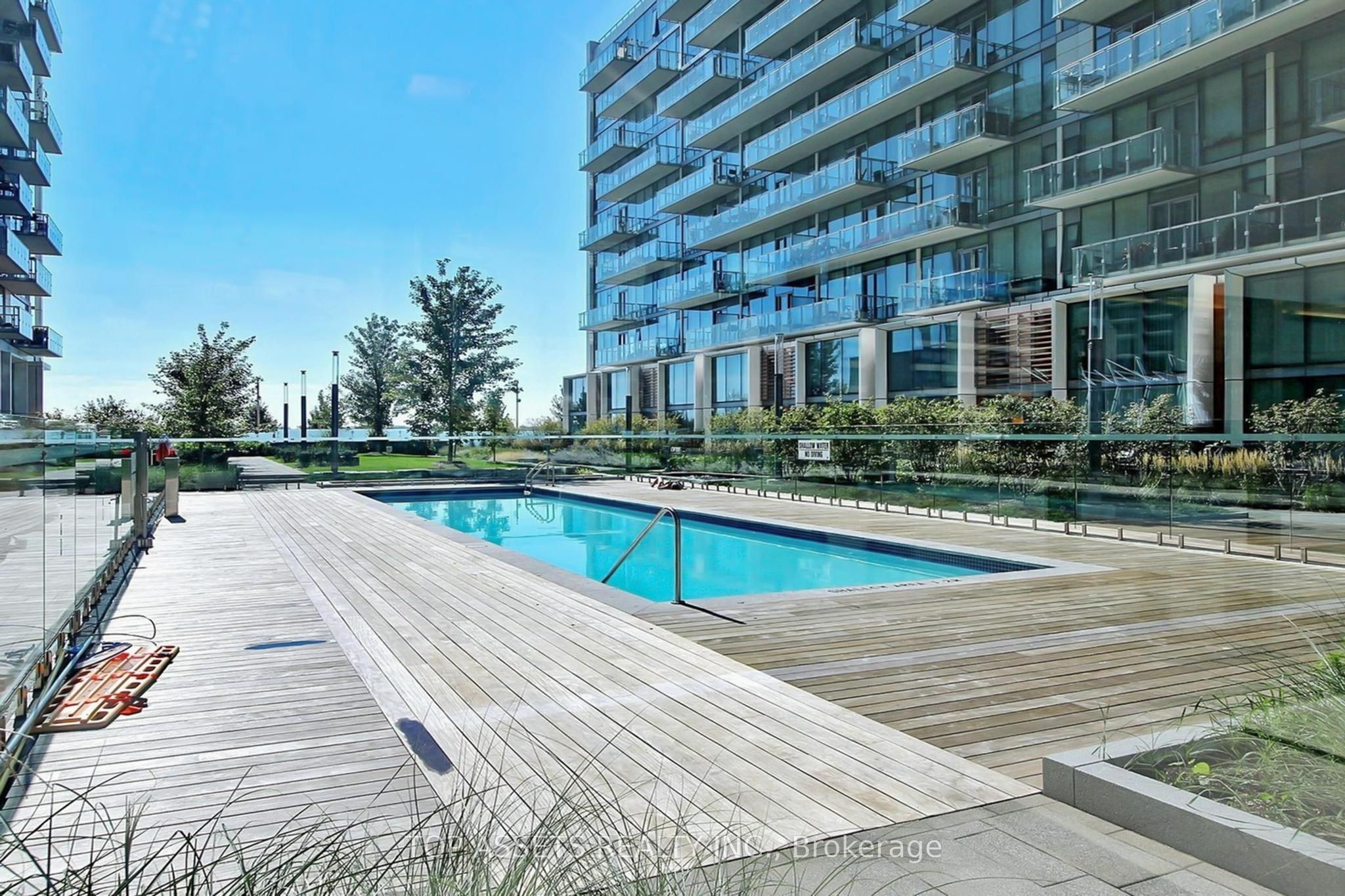 29 Queens Quay E 919 Property Photo 39