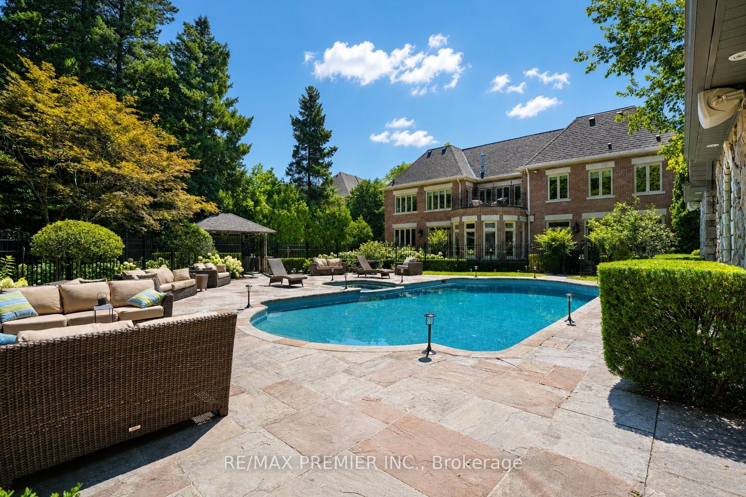 6 The Bridle Path Property Photo 44