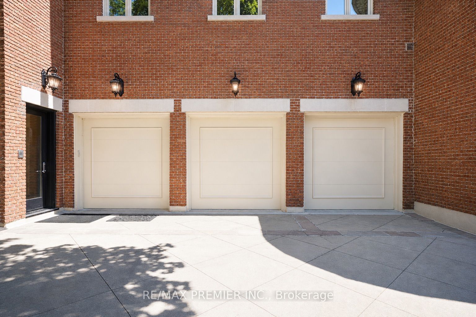 6 The Bridle Path Property Photo 49