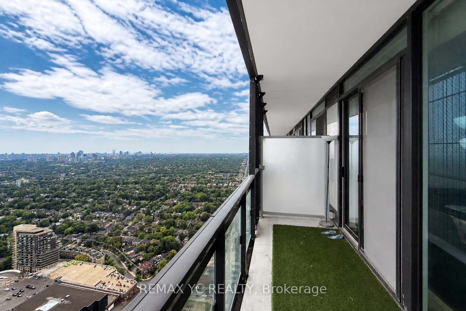 8 Eglinton Avenue E 4812 Property Photo 28