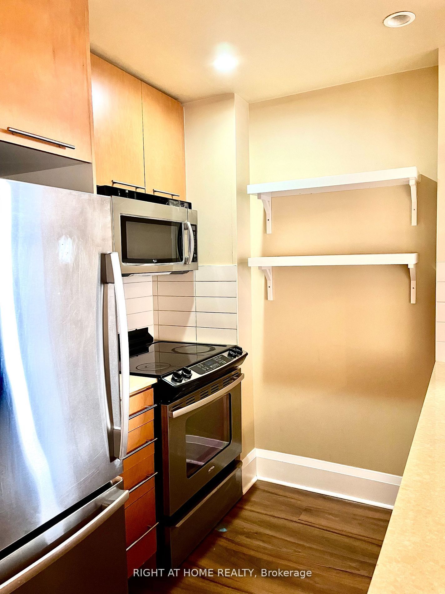 100 Harrison Garden Boulevard 1414 Property Photo 7
