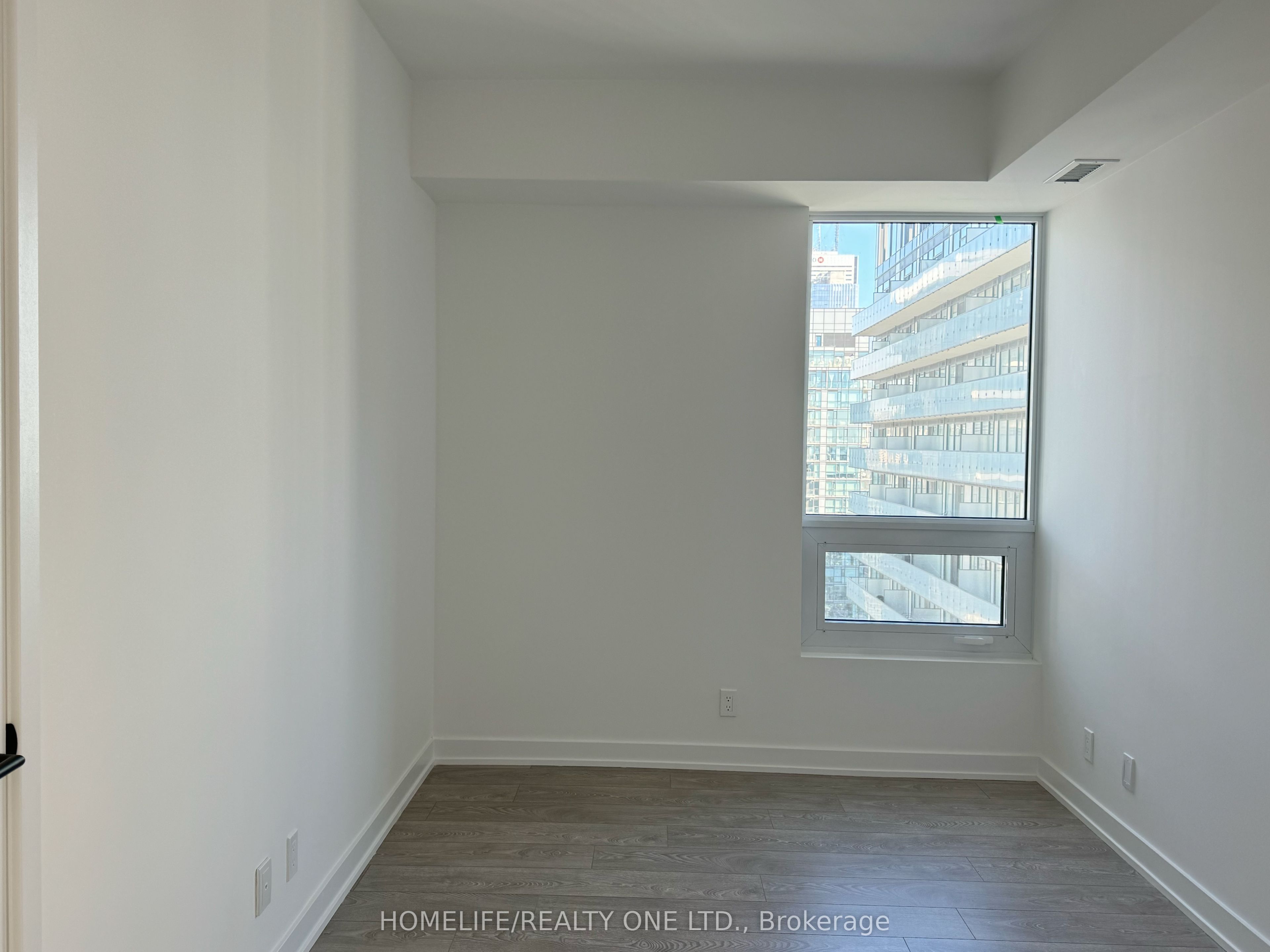108 Peter Street 4106 Property Photo 3