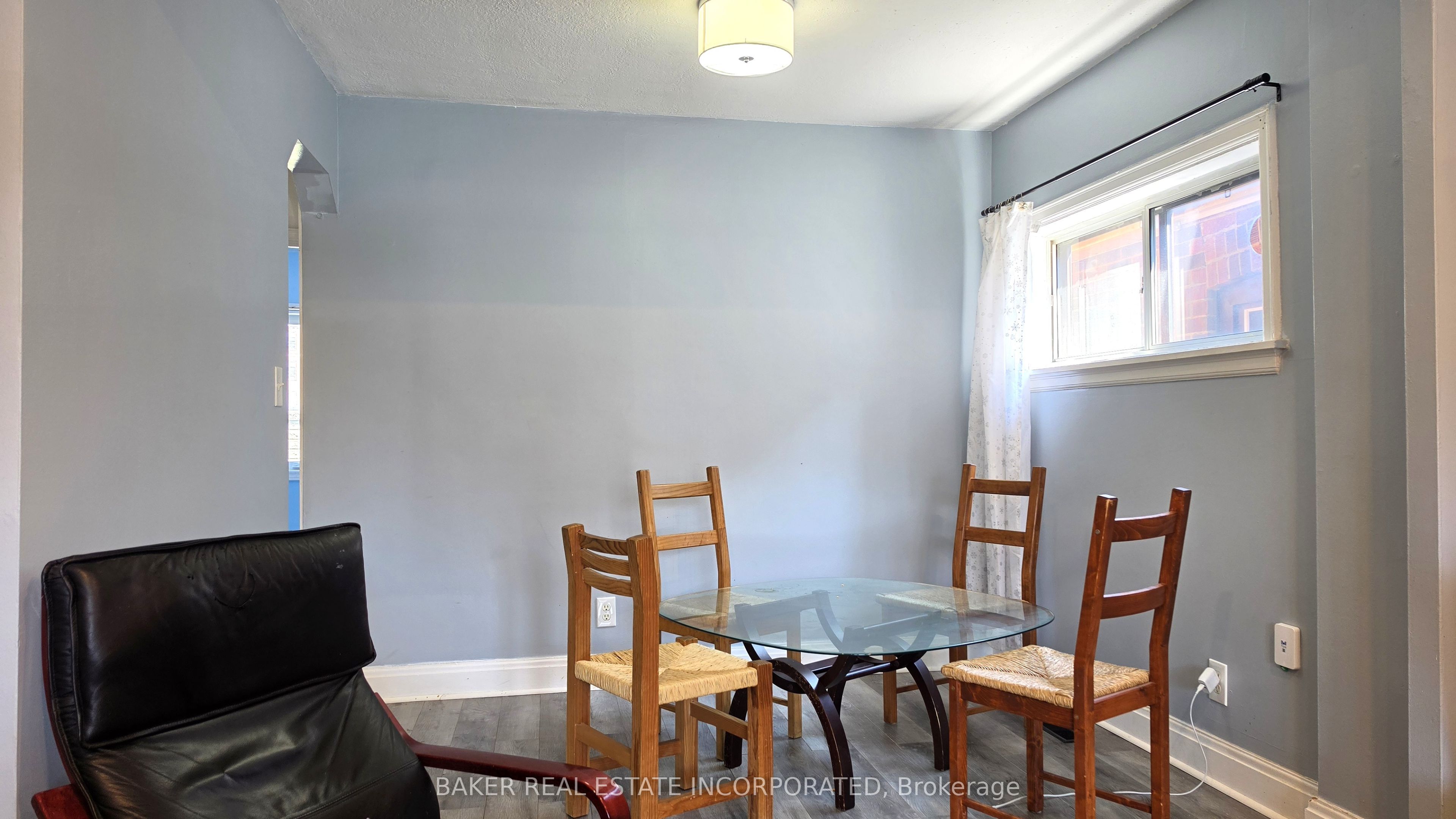 739 Vaughan Road Property Photo 7