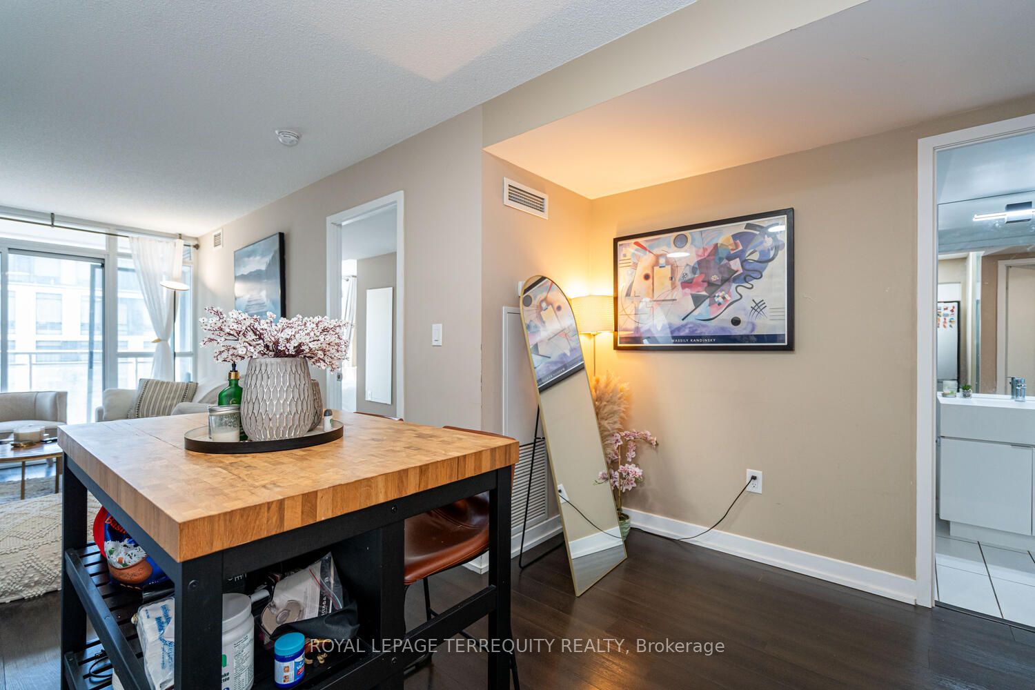 151 Dan Leckie Way 610 Property Photo 16