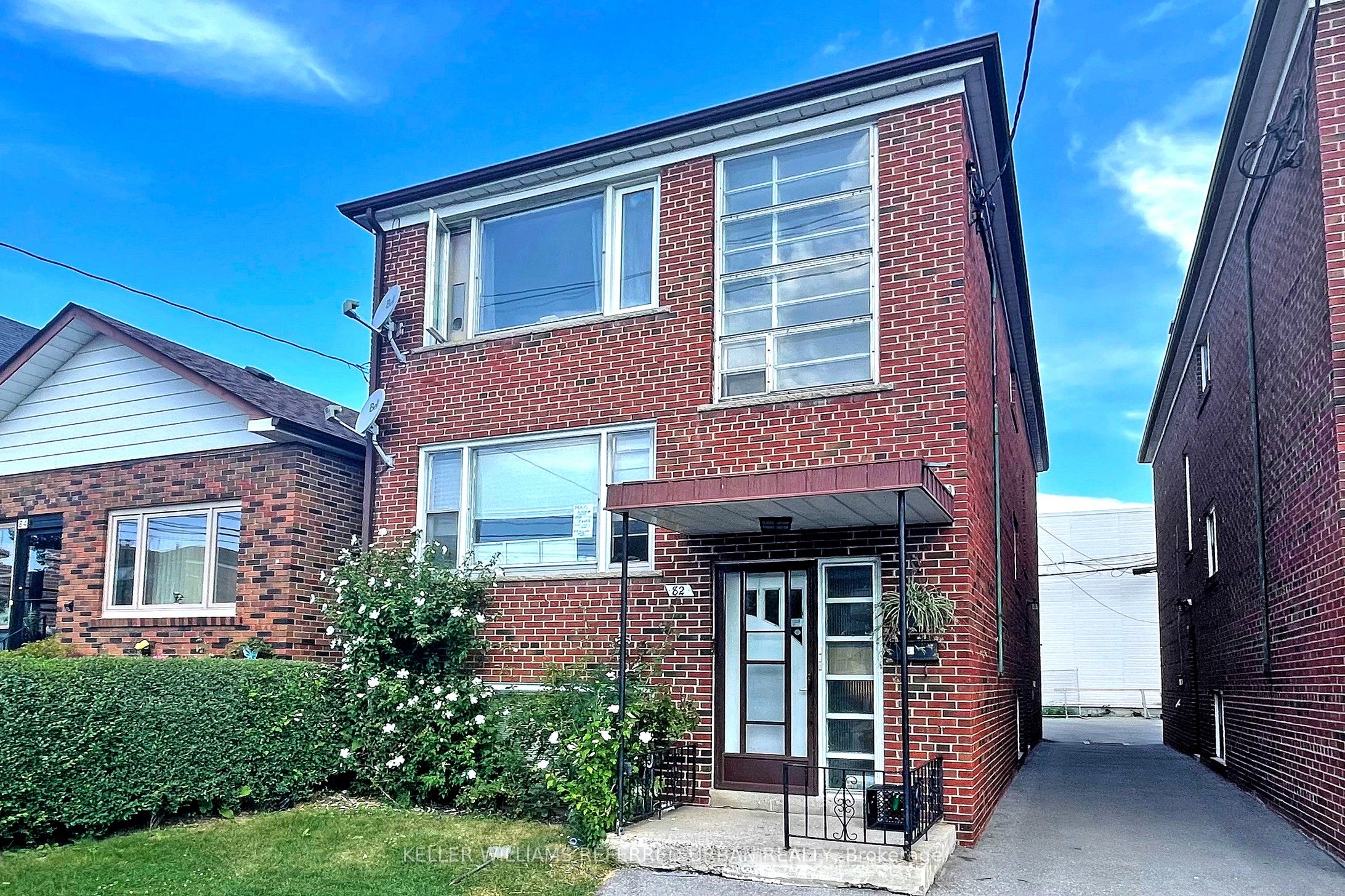 82 Lanark Avenue Property Photo 1