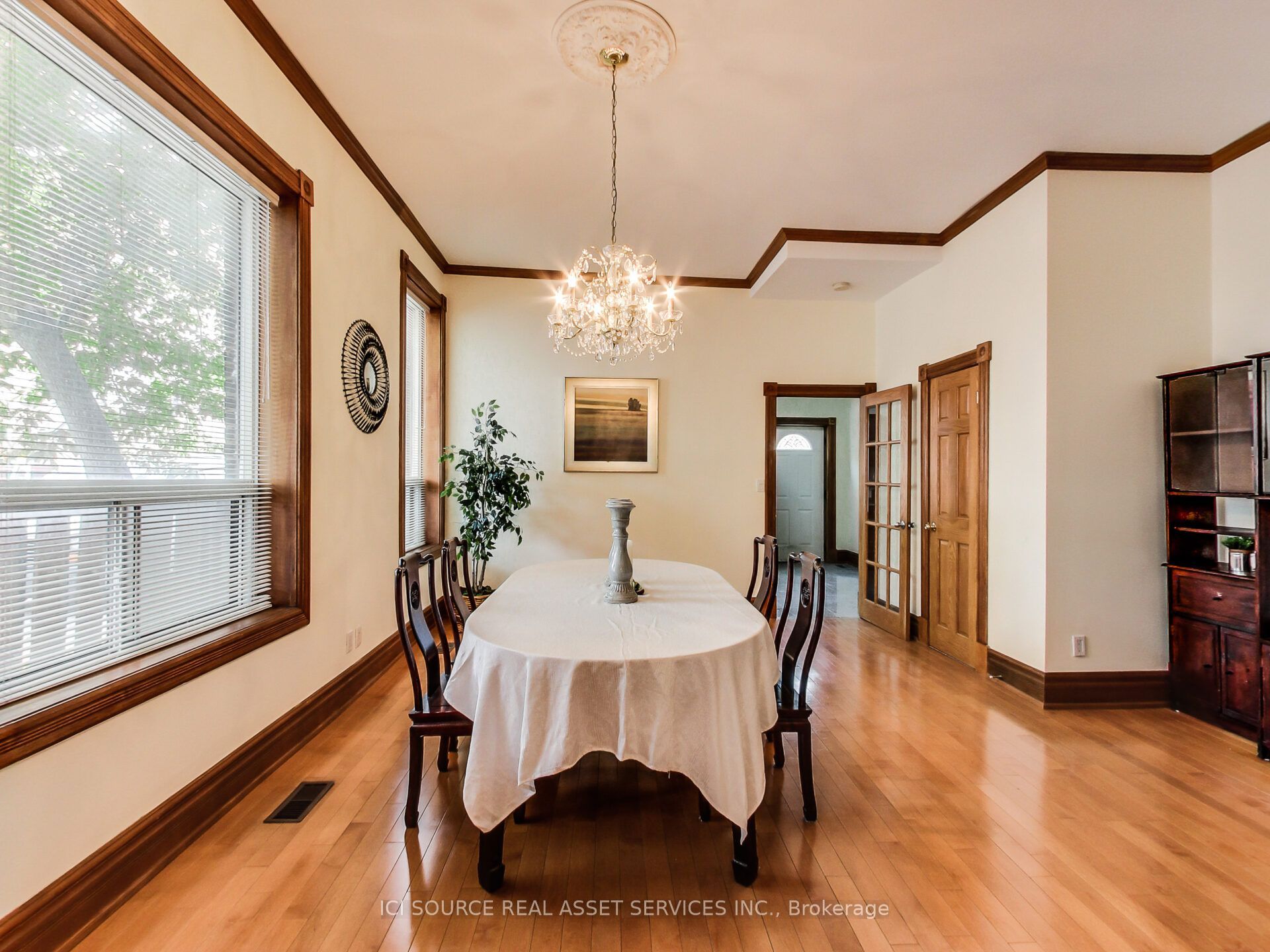287 Palmerston Avenue Main Property Photo 12