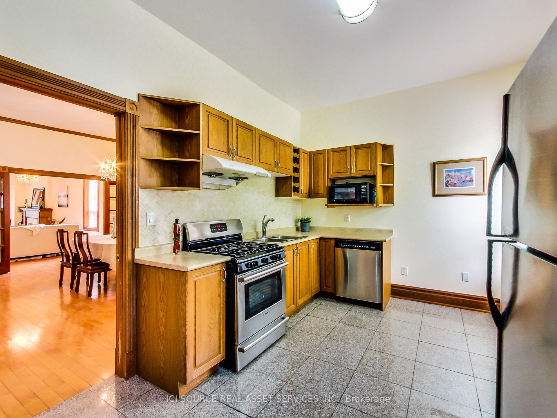 287 Palmerston Avenue Main Property Photo 13