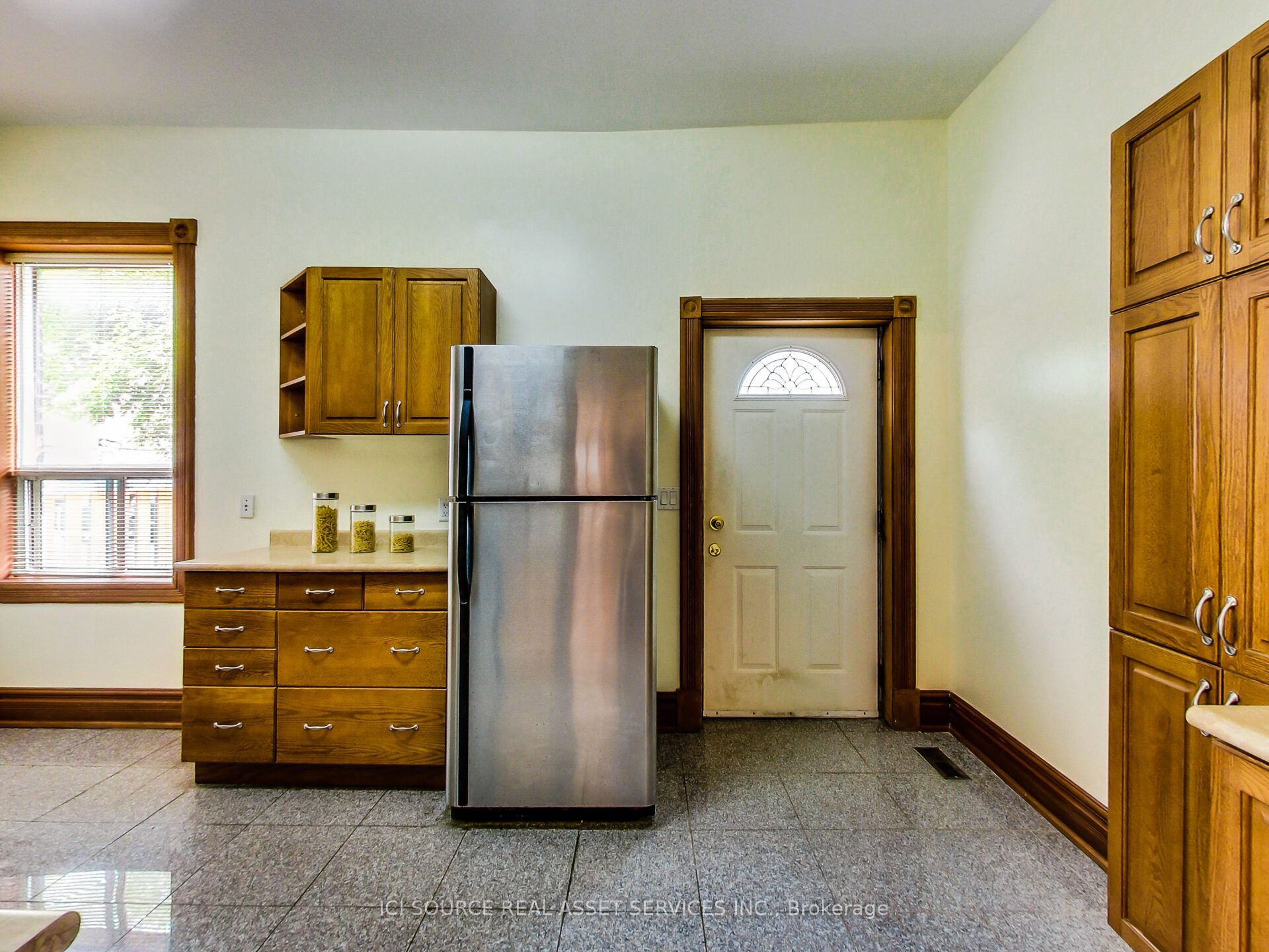 287 Palmerston Avenue Main Property Photo 15