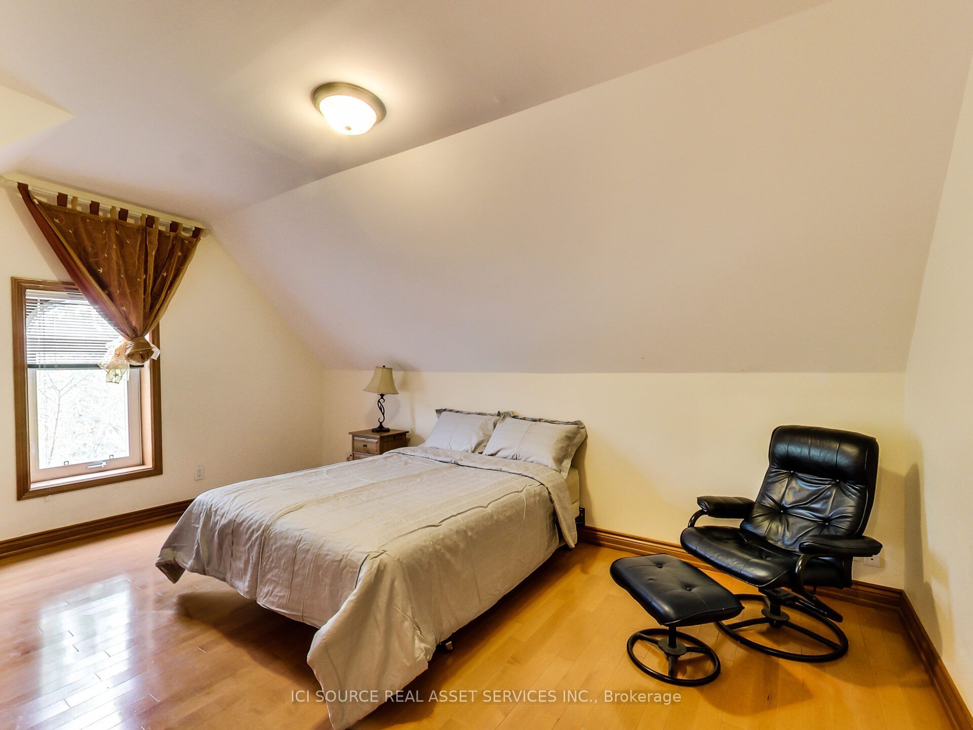 287 Palmerston Avenue Main Property Photo 26