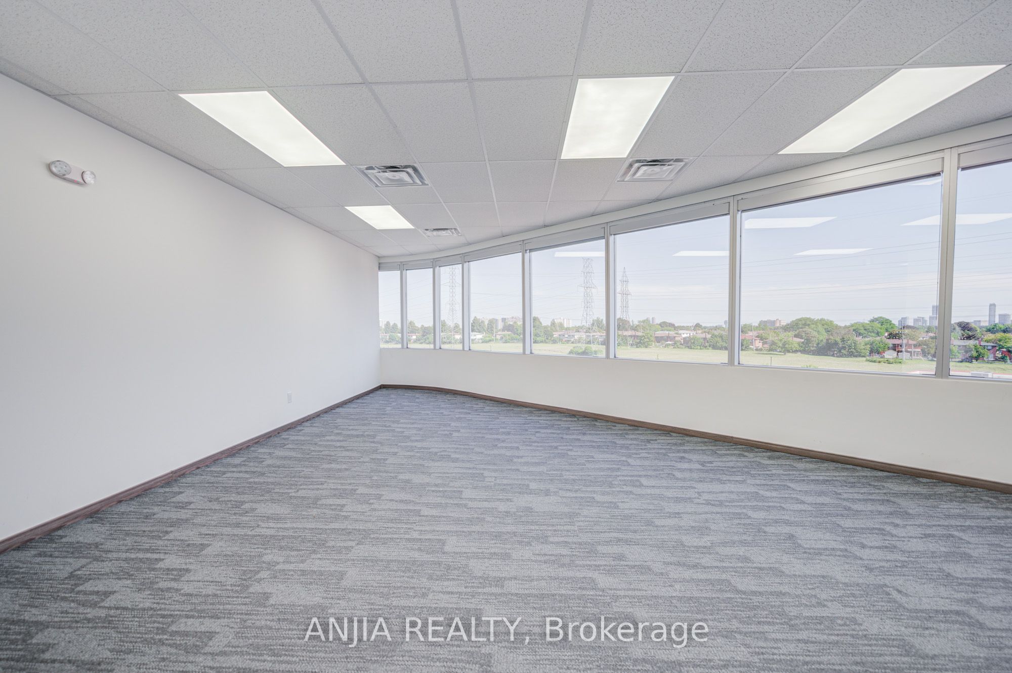 105 Gordon Baker Road 617 Property Photo 16