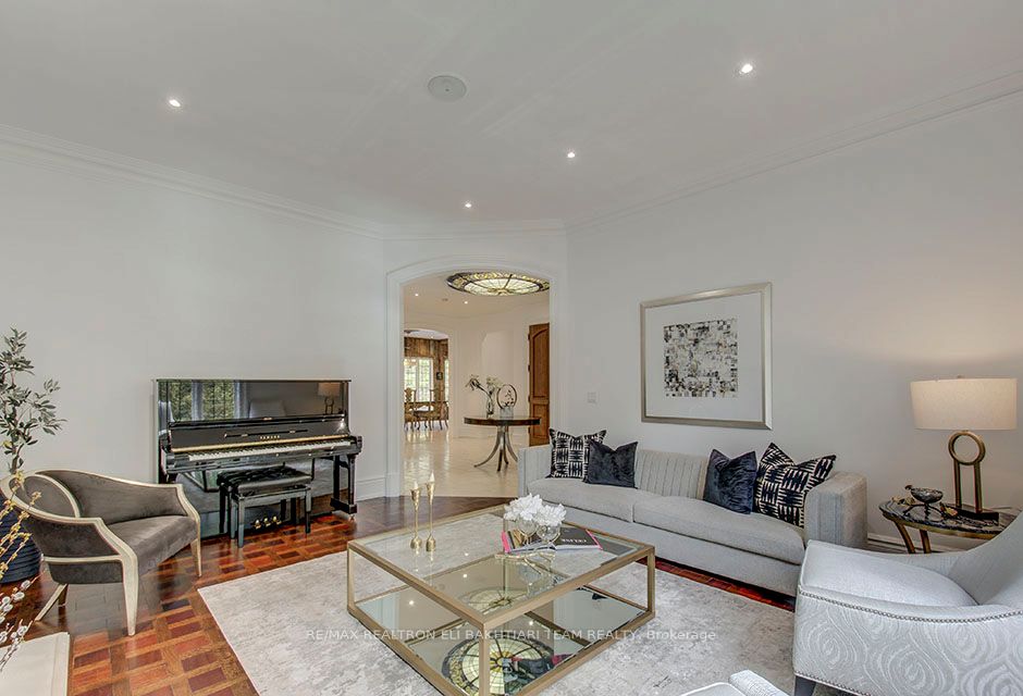 14 St Margarets Drive Property Photo 15