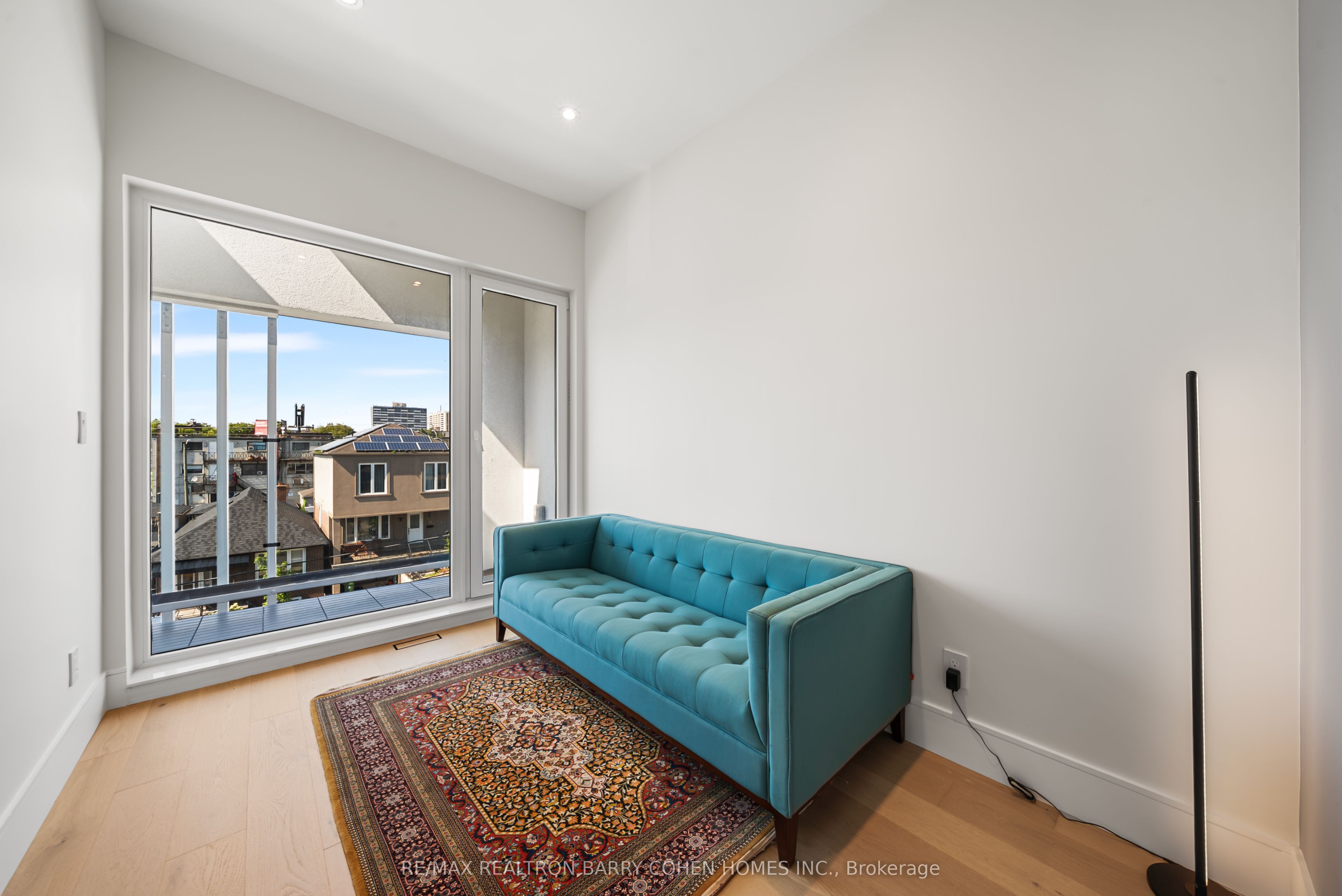 33 Lanark Avenue Property Photo 20