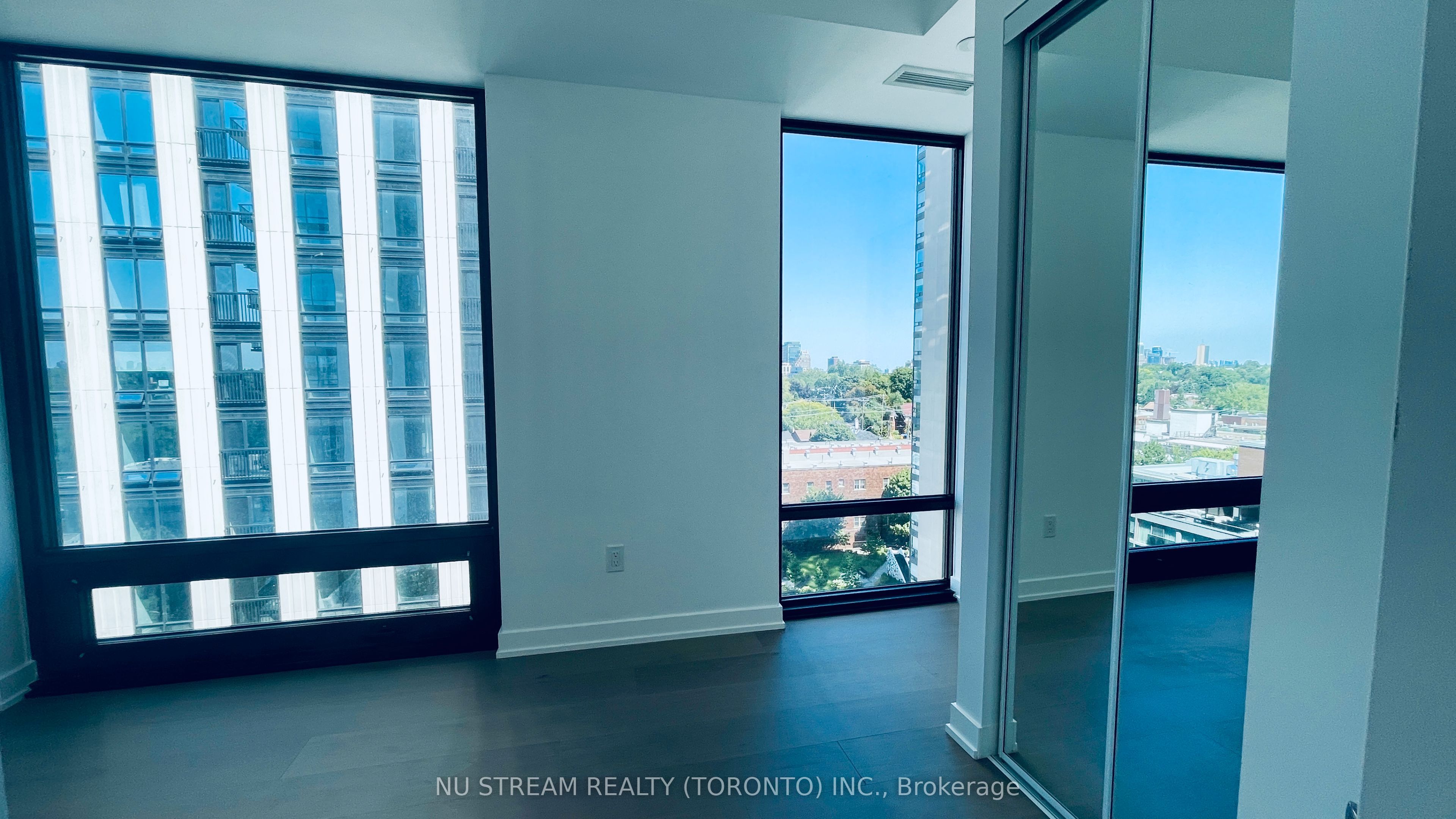 91 Montclair Avenue 1502 Property Photo 12