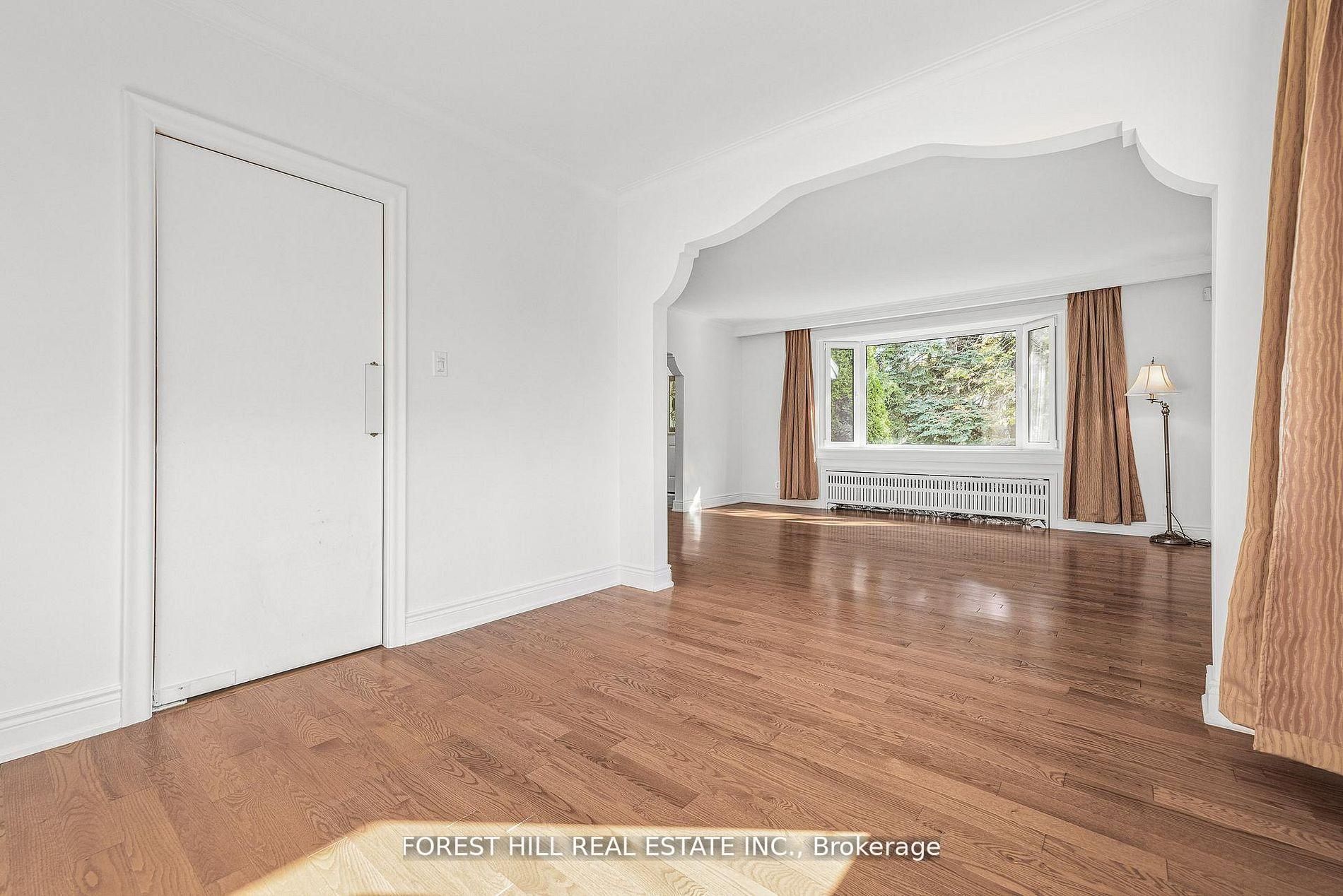 18 Irvington Crescent Property Photo 4