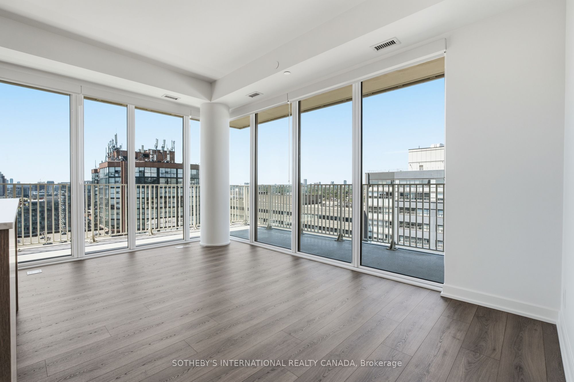 88 Bathurst Street 1503 Property Photo 4