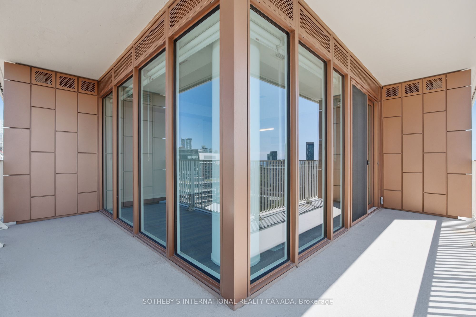 88 Bathurst Street 1503 Property Photo 10