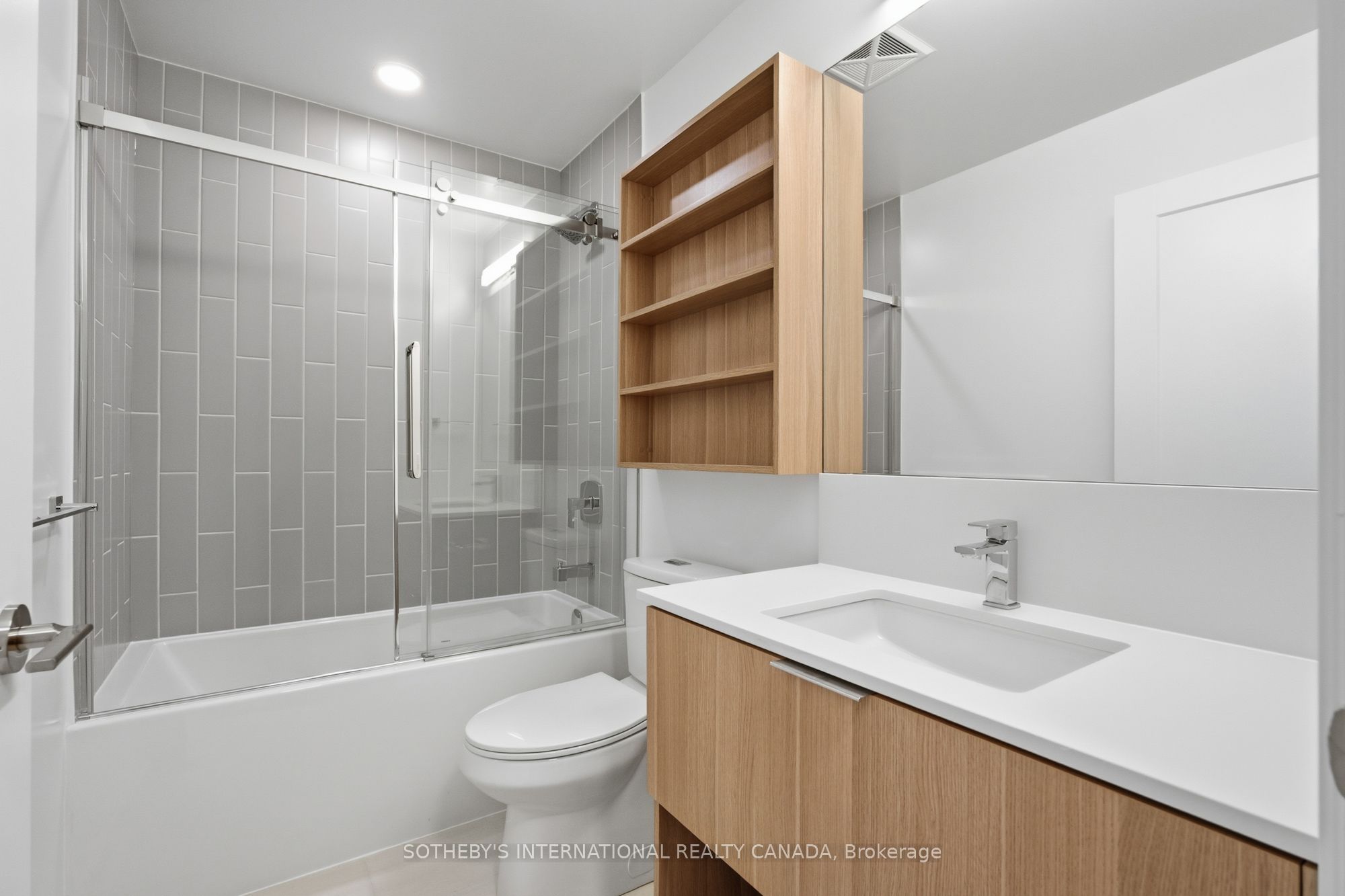 88 Bathurst Street 1503 Property Photo 16