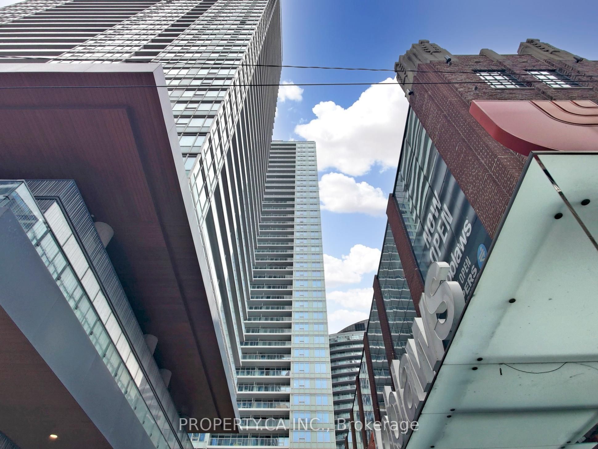 17 Bathurst Street 1209 Property Photo 2