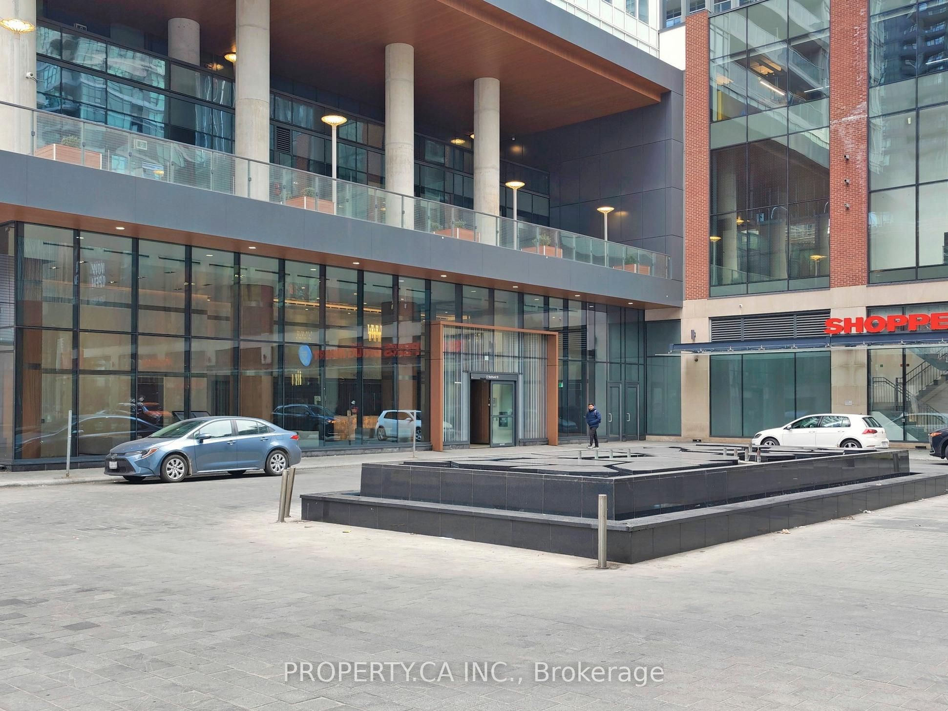17 Bathurst Street 1209 Property Photo 3