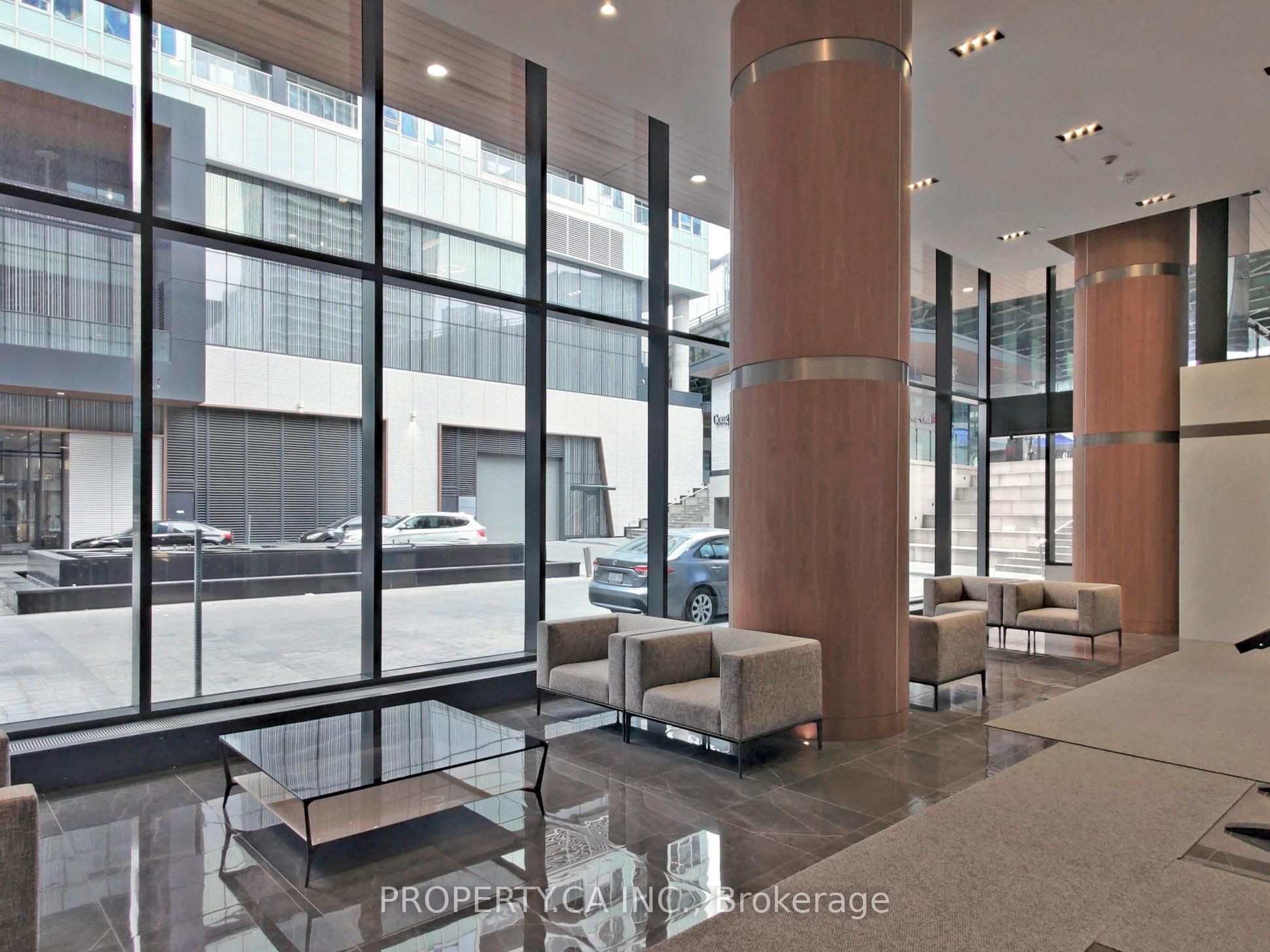 17 Bathurst Street 1209 Property Photo 5